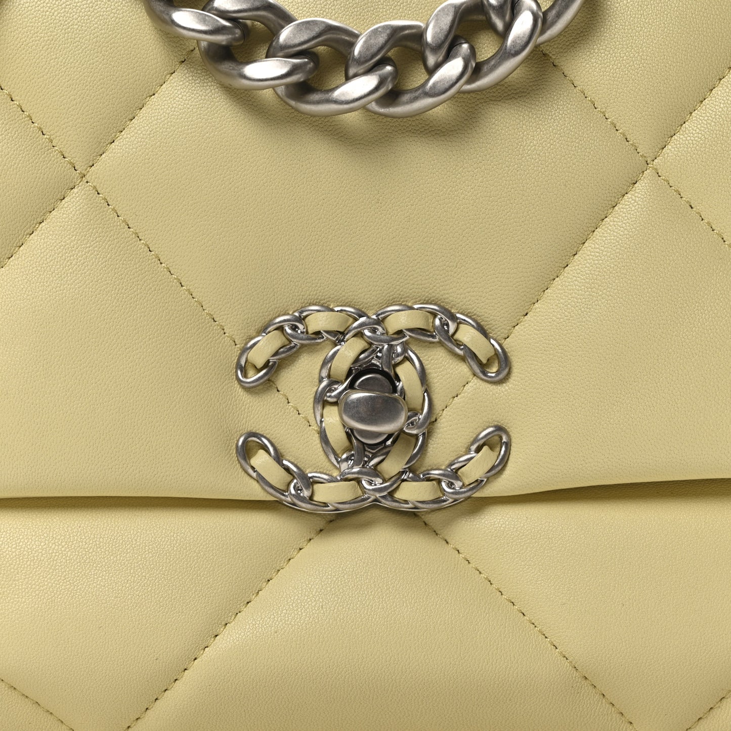 Lambskin Quilted Medium Chanel 19 Flap Light Yellow