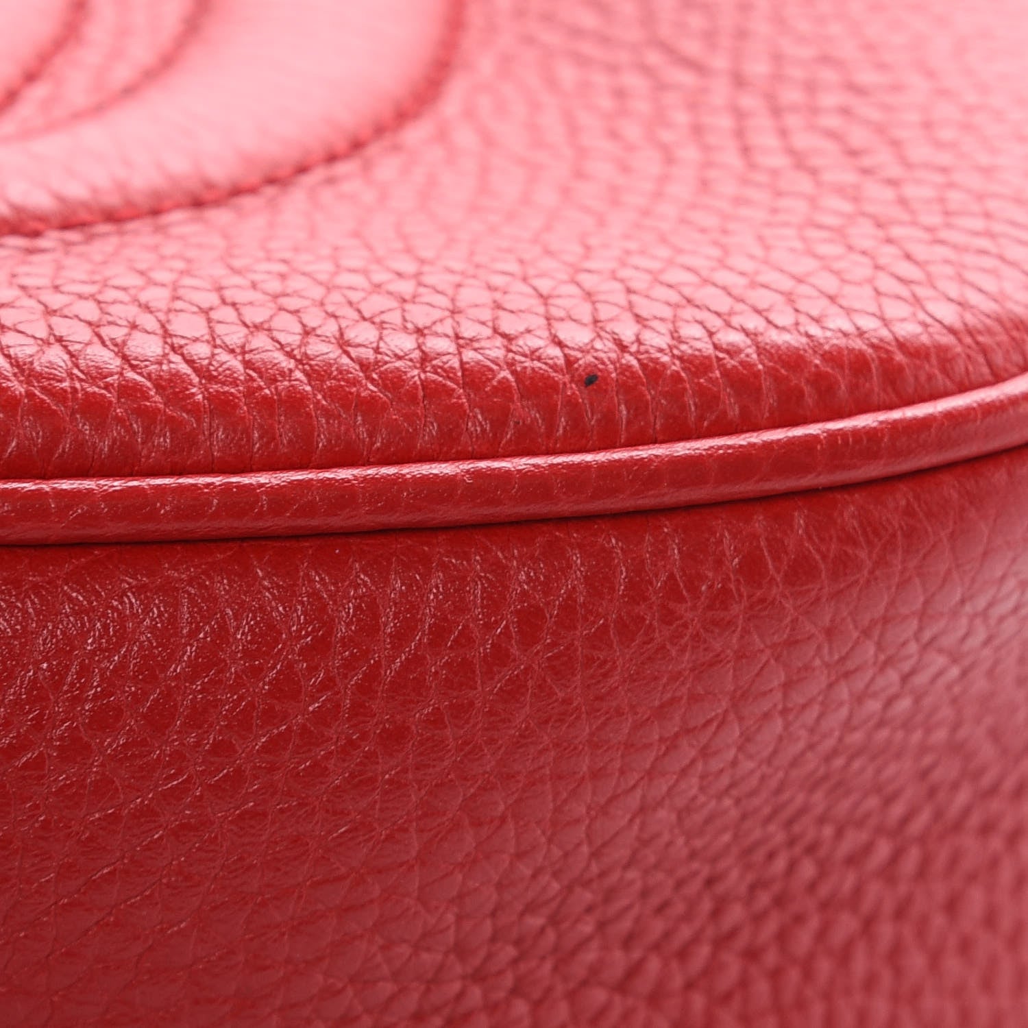 Gucci Pebbled Calfskin Small Soho Disco Bag Tabasco Red 10 of 14