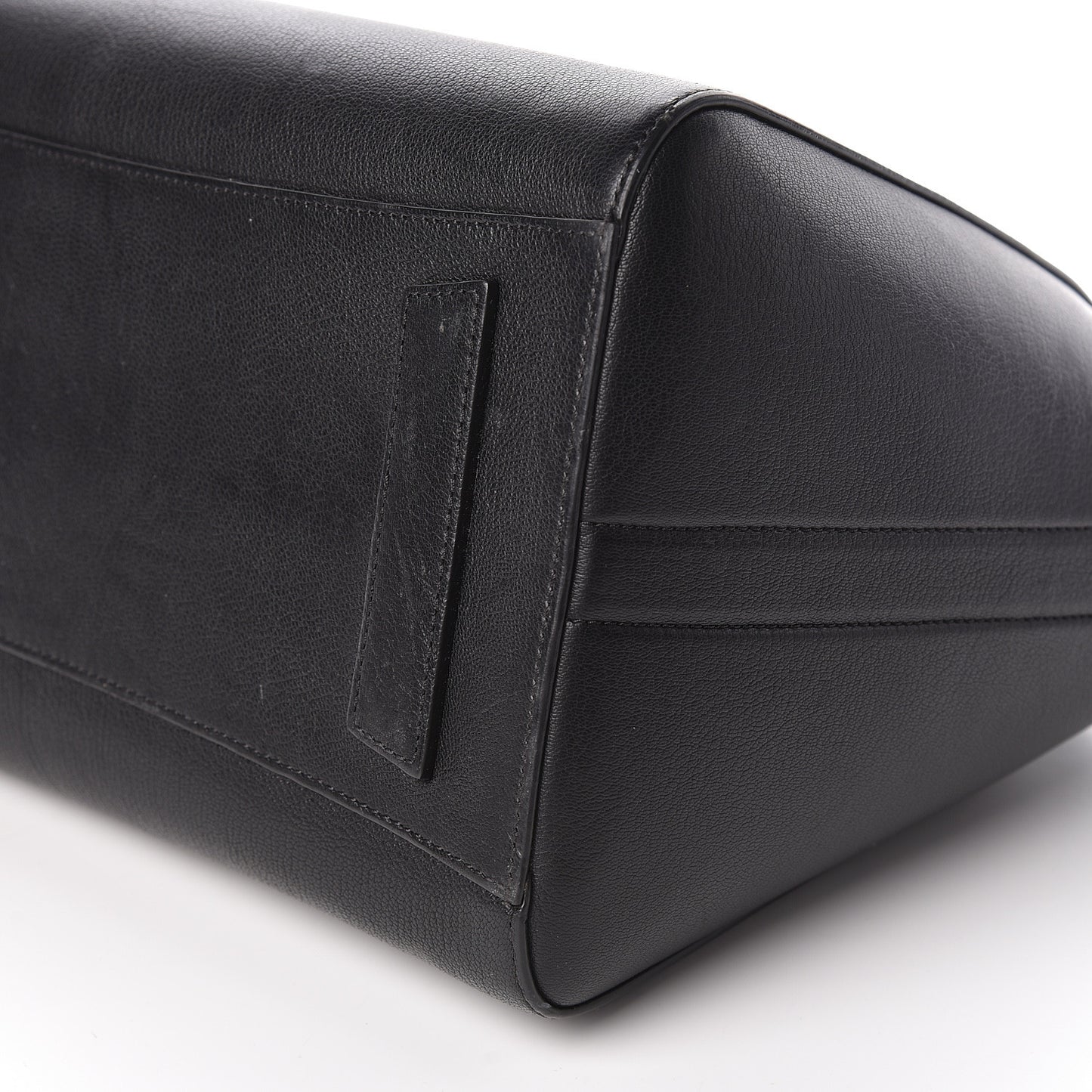 Sugar Goatskin Medium Antigona Black