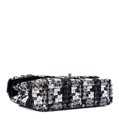 Chanel Tweed Quilted Flap Navy White 4 of 27