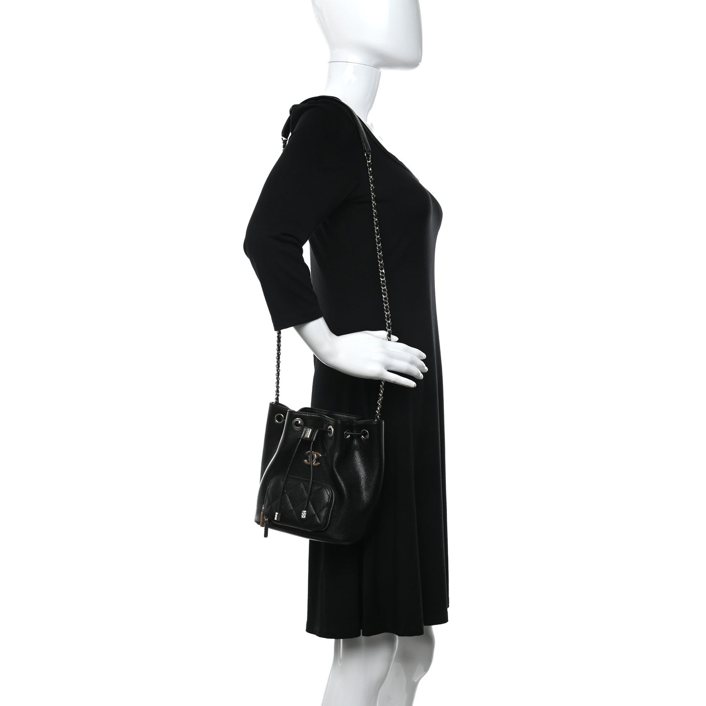 Caviar Quilted CC Pocket Bucket Bag Black