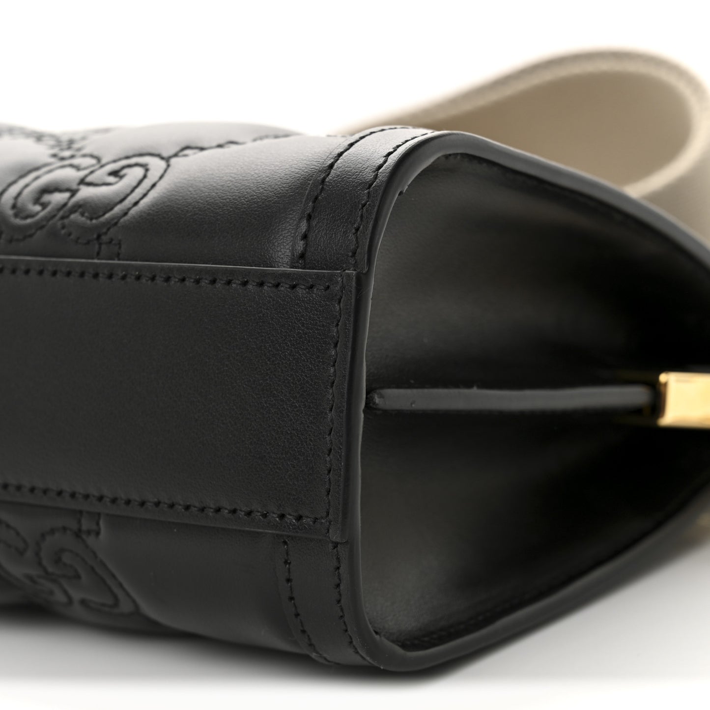 Calfskin GG Matelasse Small Slim Chain Shoulder Bag Black Natural