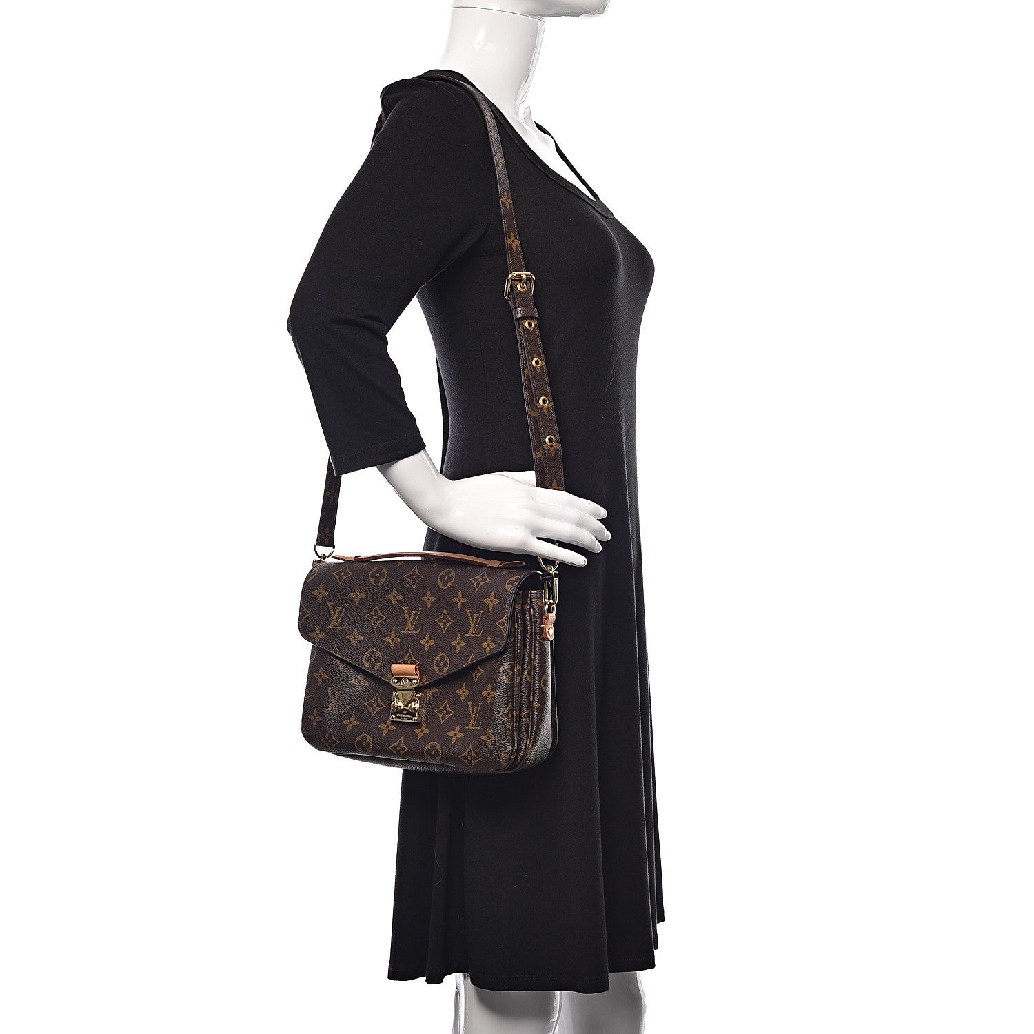 Louis Vuitton Monogram Pochette Metis 2 of 10