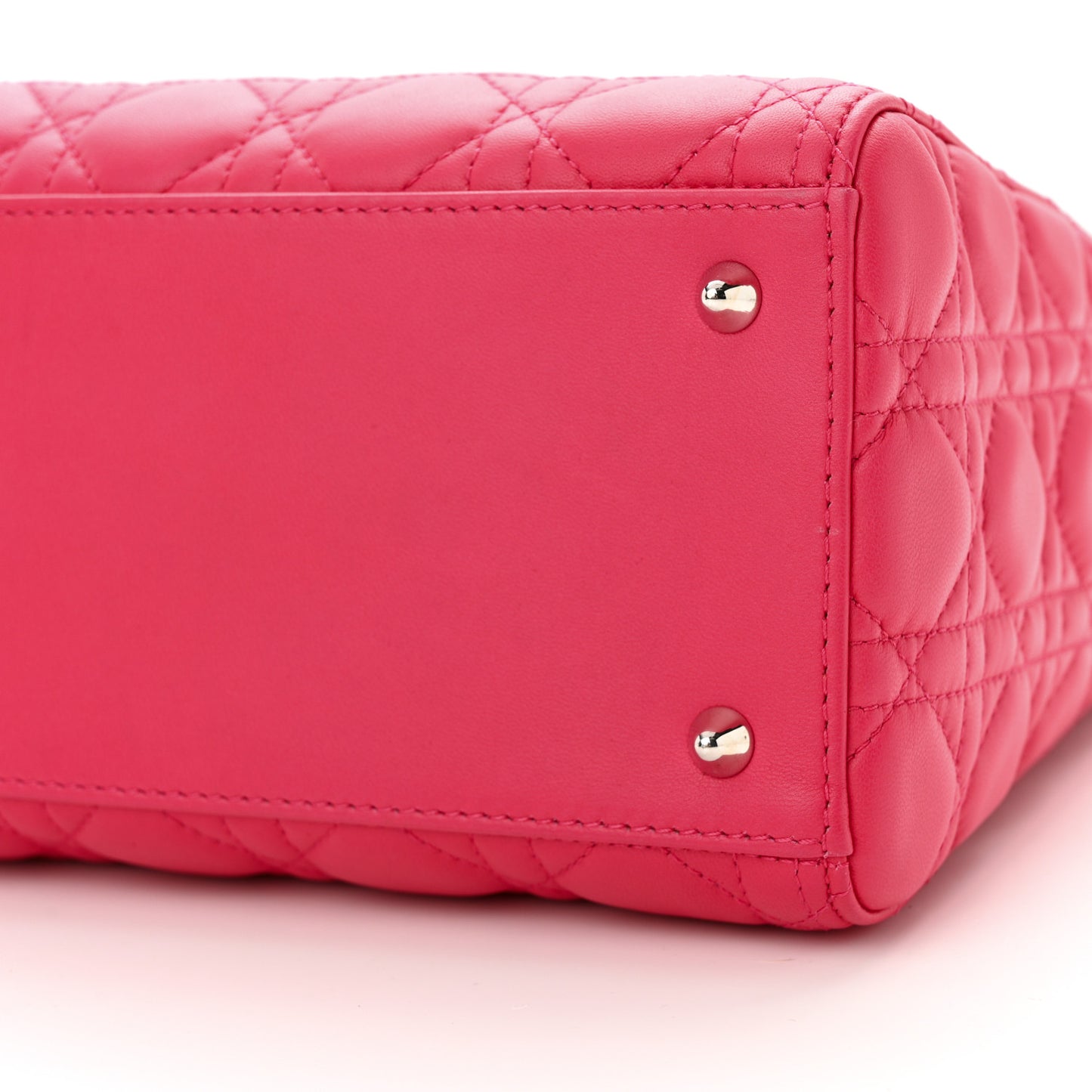 CHRISTIAN DIOR Lambskin Cannage Medium Lady Dior Pink
