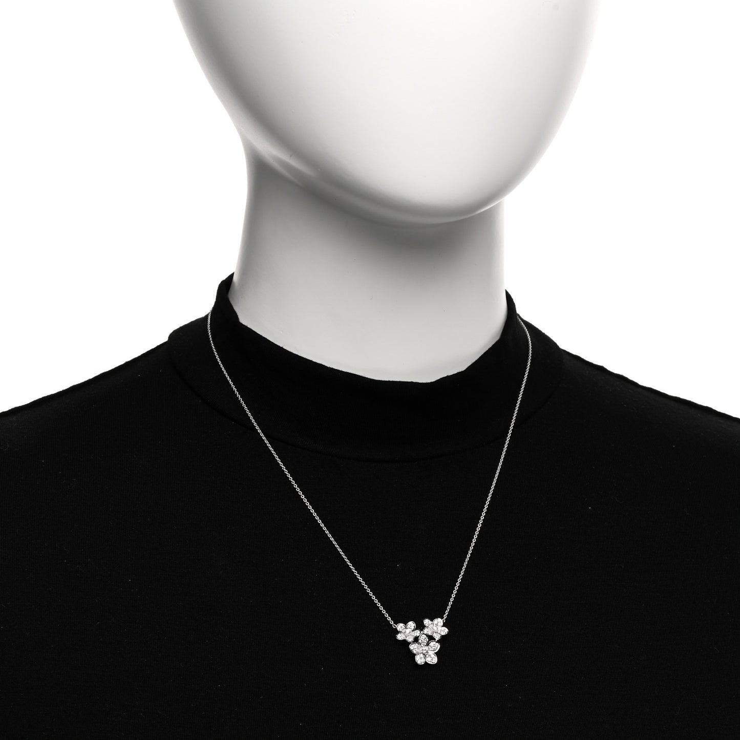 18K White Gold Diamond Wildflower Cluster Pendant Necklace