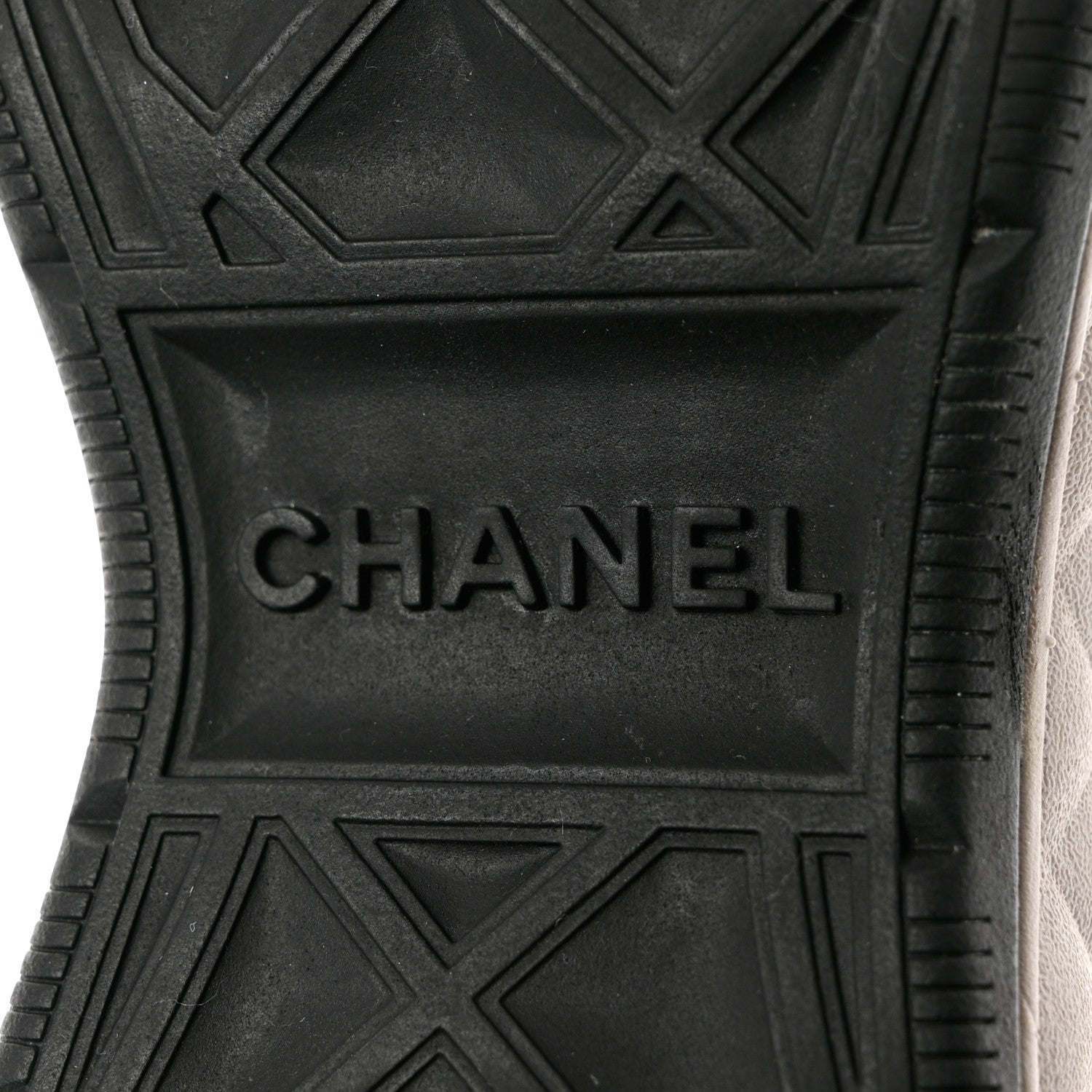 Chanel Velvet Calfskin Mixed Fibers CC Sneakers 37 Black 8 of 9