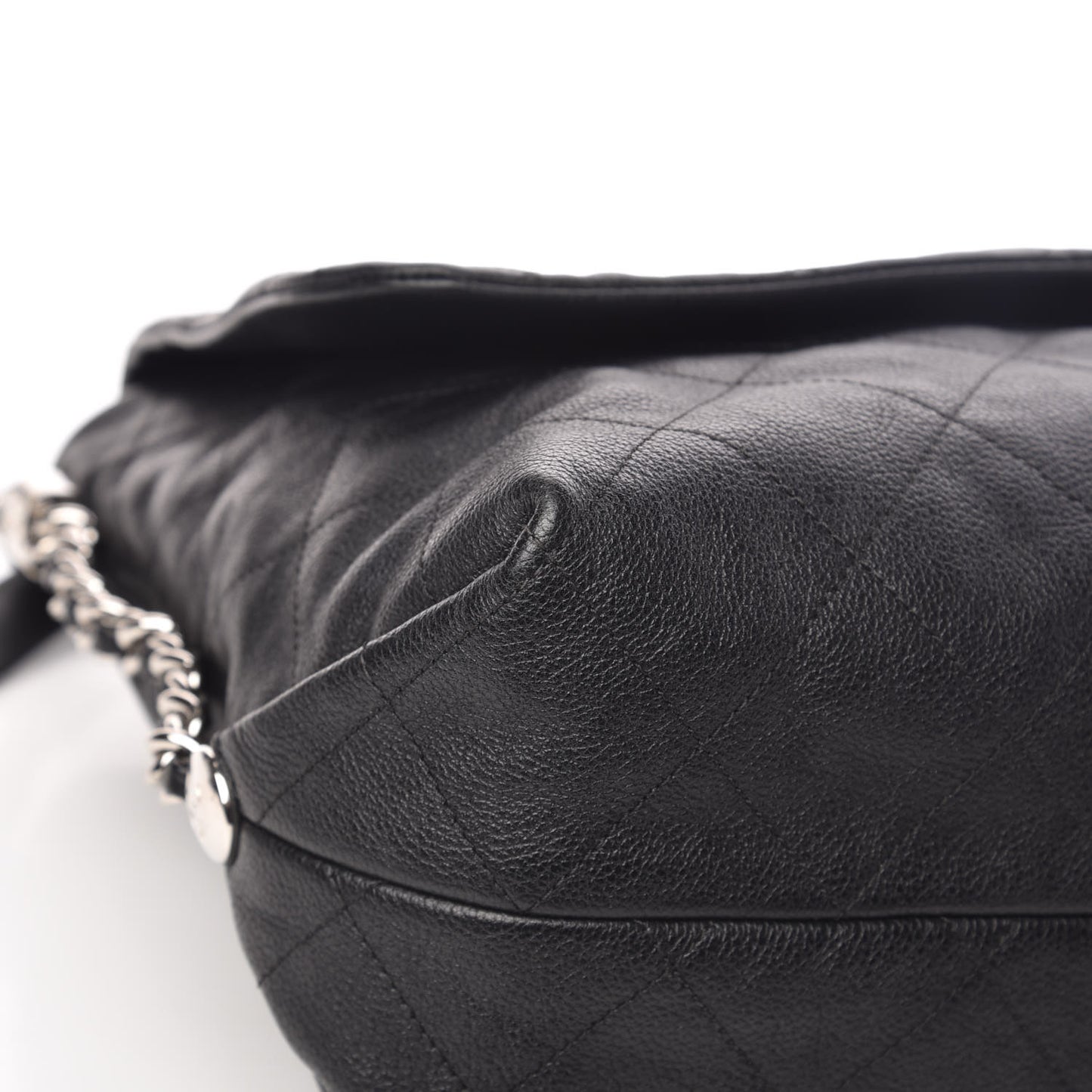 Grained Calfskin Stitched Large Braided With Style Flap Black