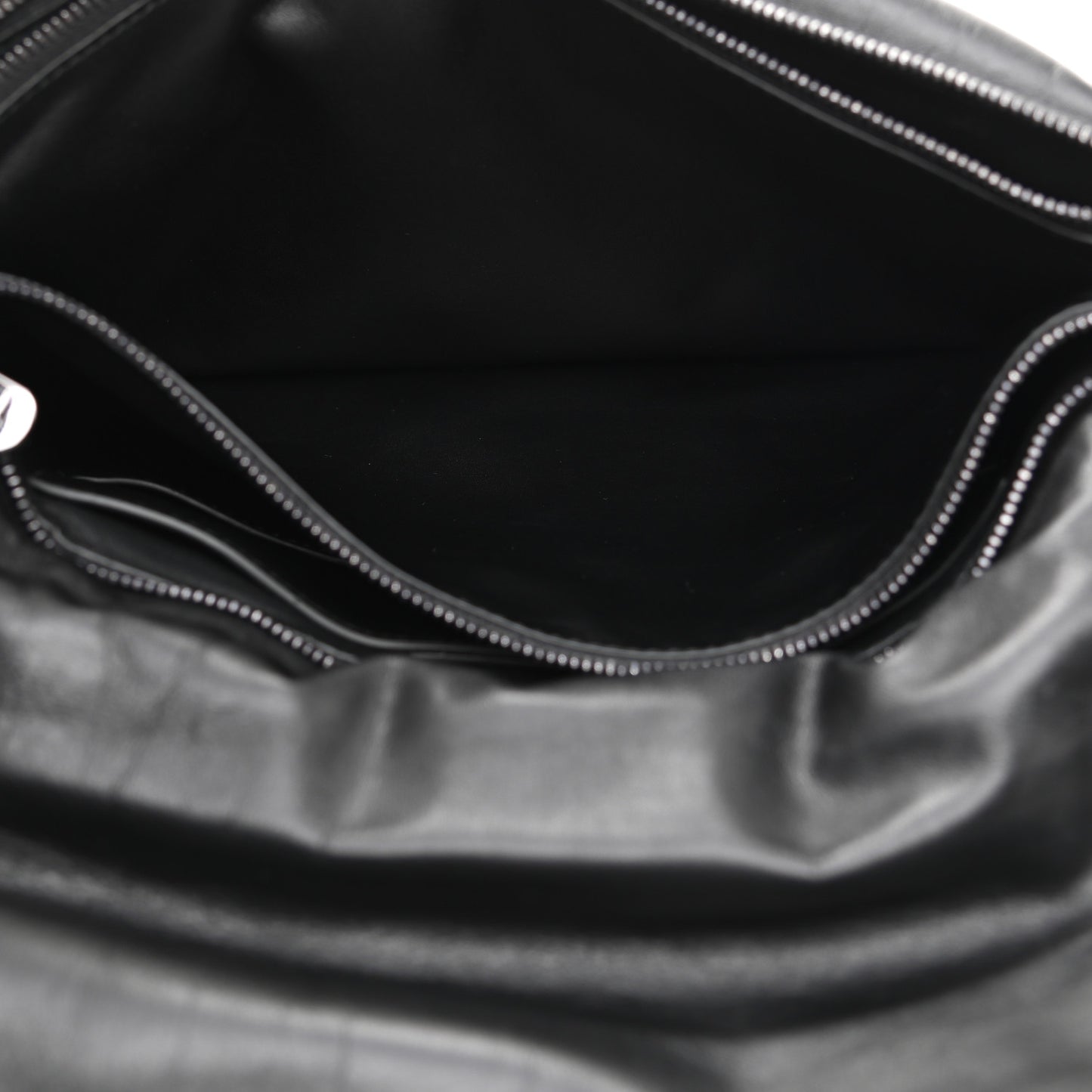 Calfskin Medium Viva Bow Shoulder Bag Black