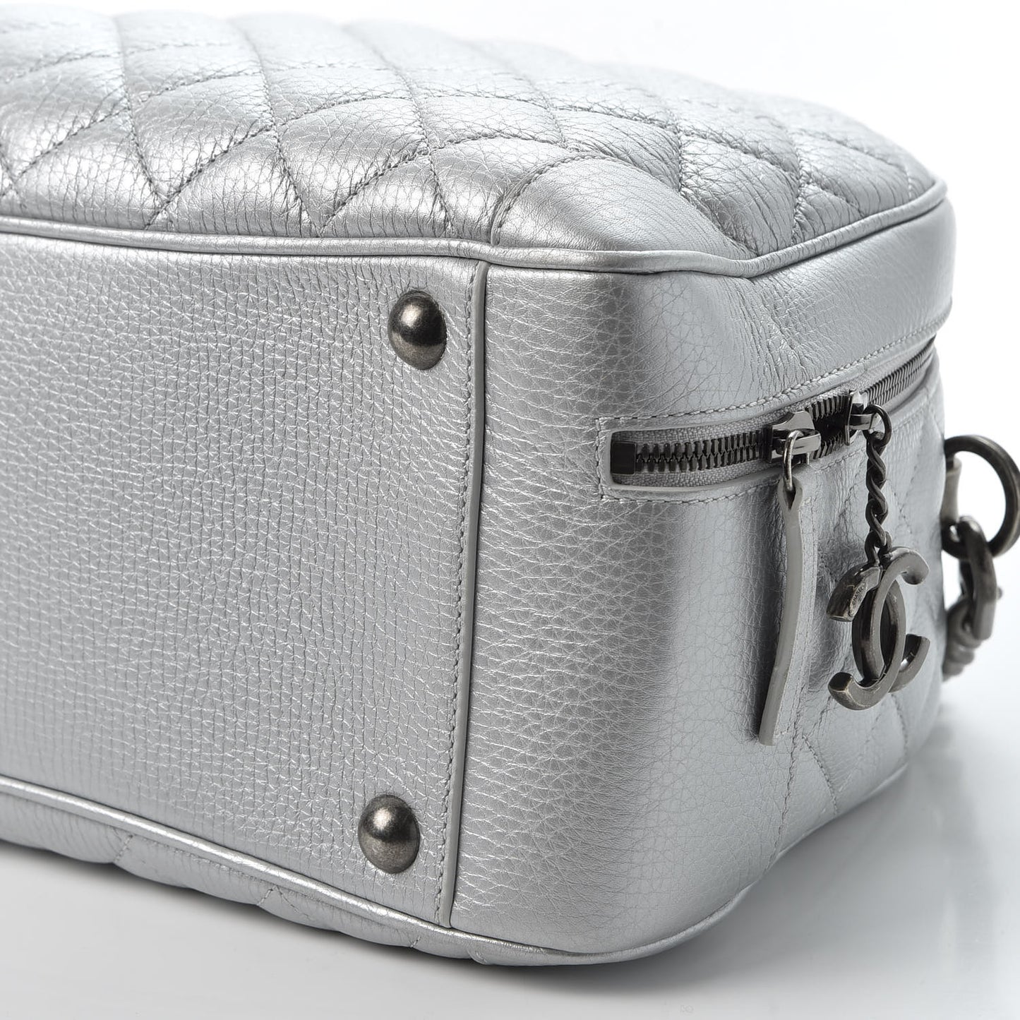 Metallic Calfskin Quilted Medium Airlines Round Trip Bowling Bag Silver