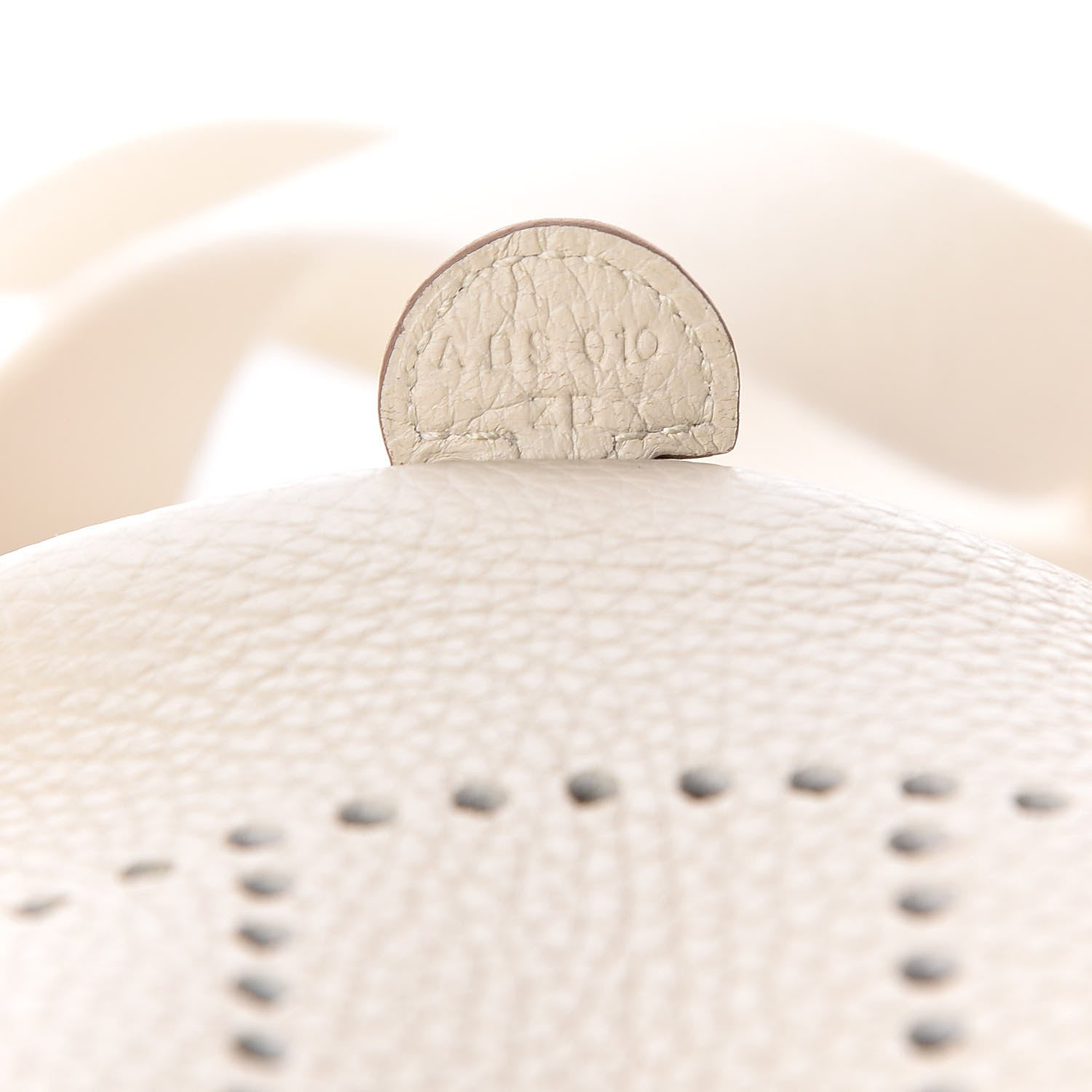 Hermes Taurillon Clemence Amazone Evelyne TPM Beton 7 of 11