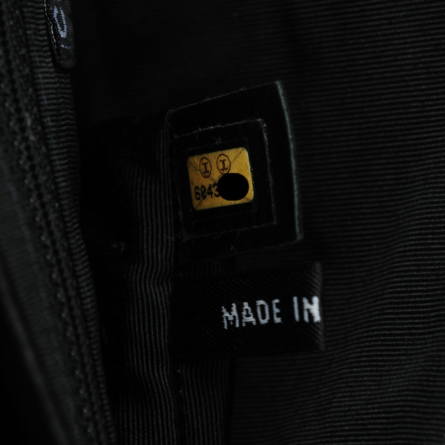 Lambskin Square Stitched Flap Black