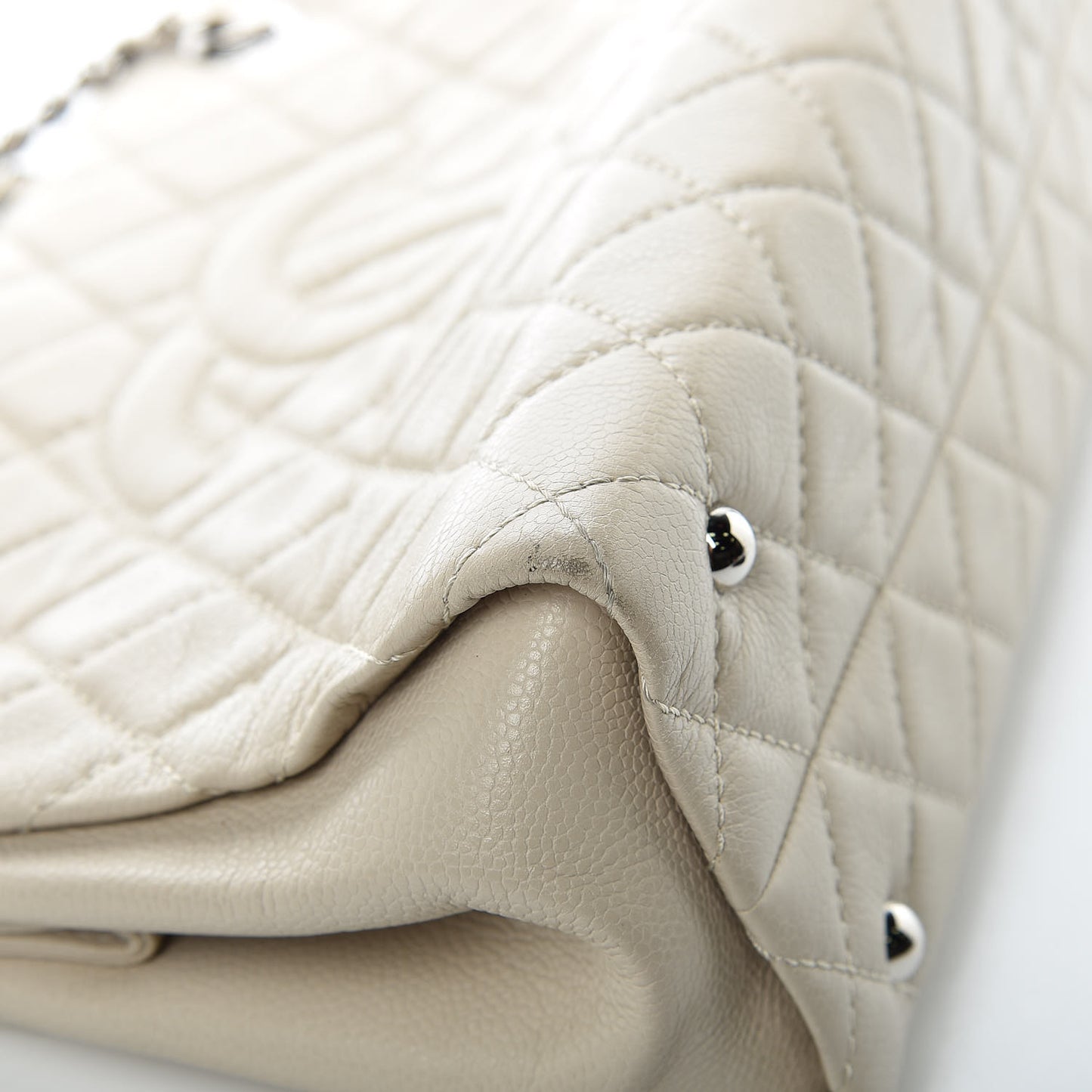 Caviar Quilted Timeless CC Shopping Tote Beige Clair