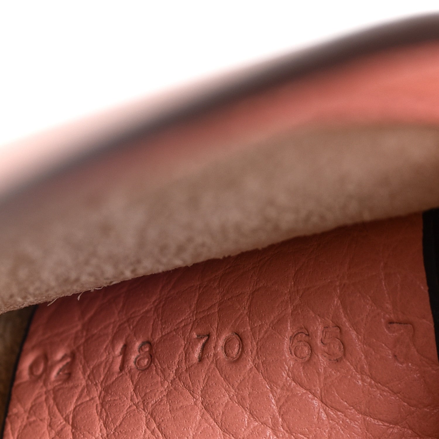 Chloe Calfskin Suede Small Nile Bracelet Bag Ideal Blush 7 of 11