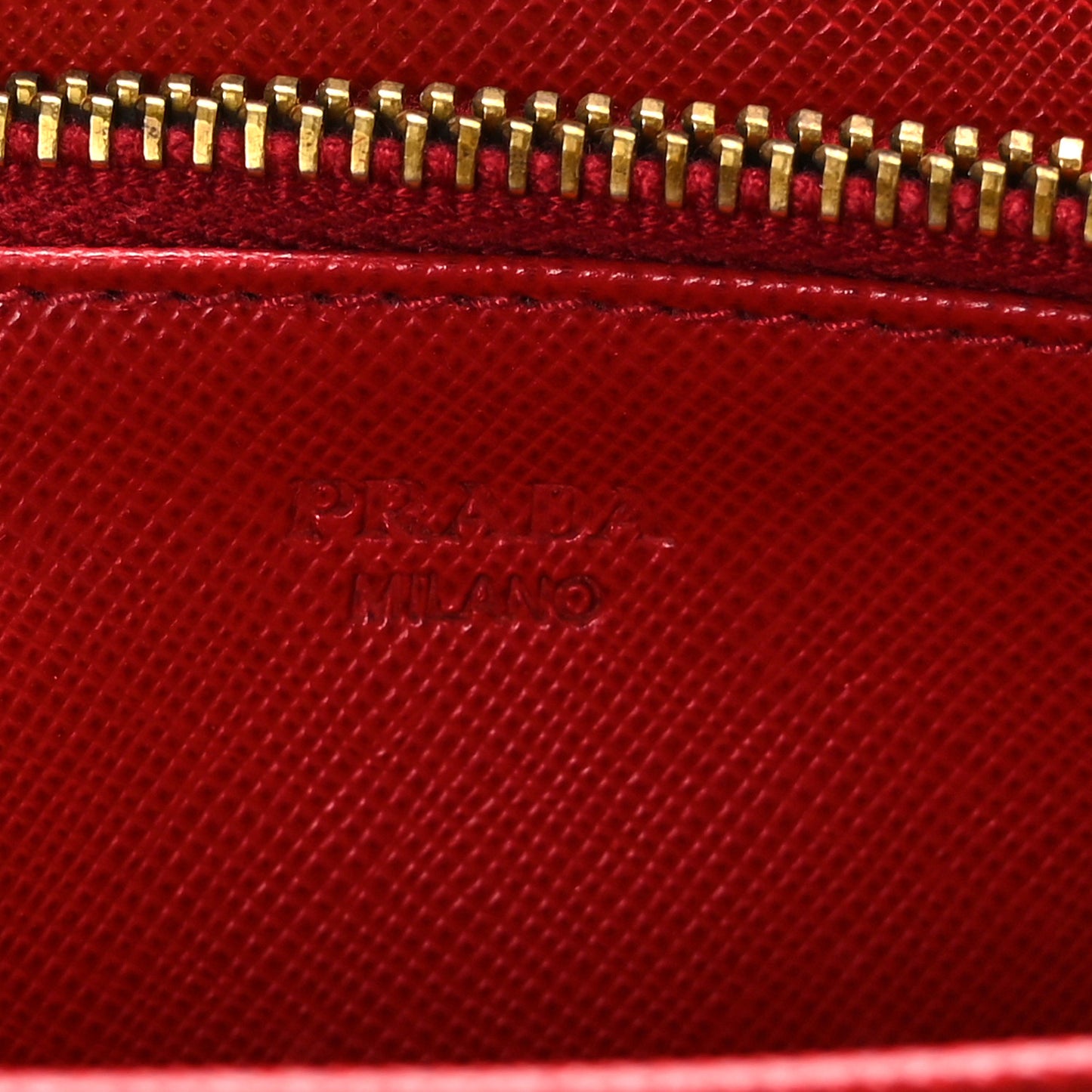 Saffiano Metal Flap Wallet With Strap Fuoco
