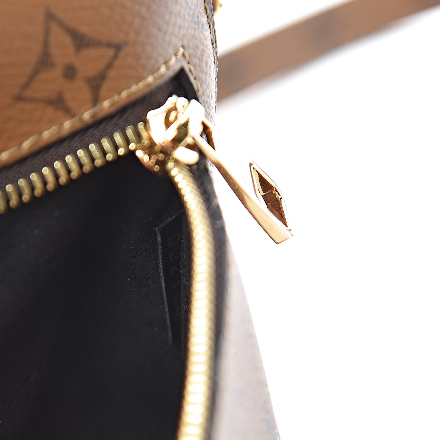 Louis Vuitton Reverse Monogram Pochette Metis 7 of 11