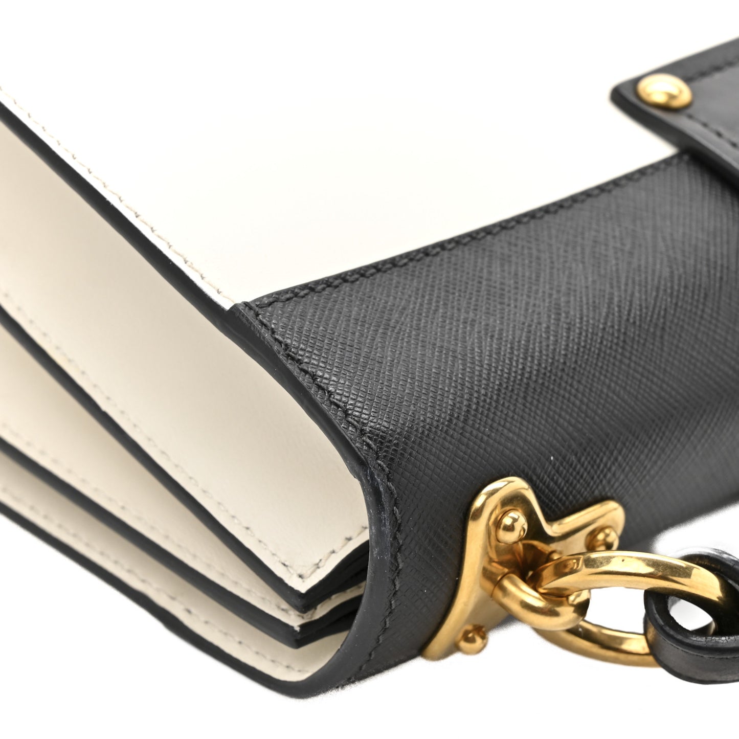 City Calf Saffiano Cahier Bag Talco Black