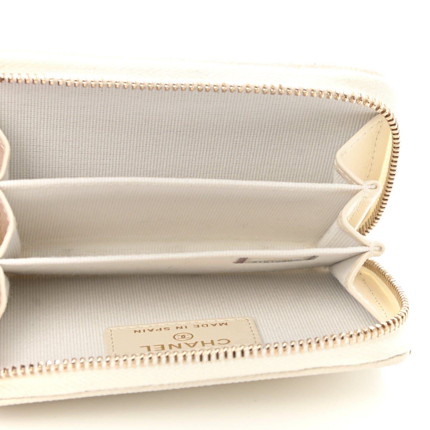 Caviar Quilted Zip Coin Purse White