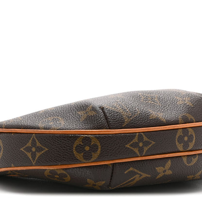 Louis Vuitton Monogram Croissant PM 9 of 10