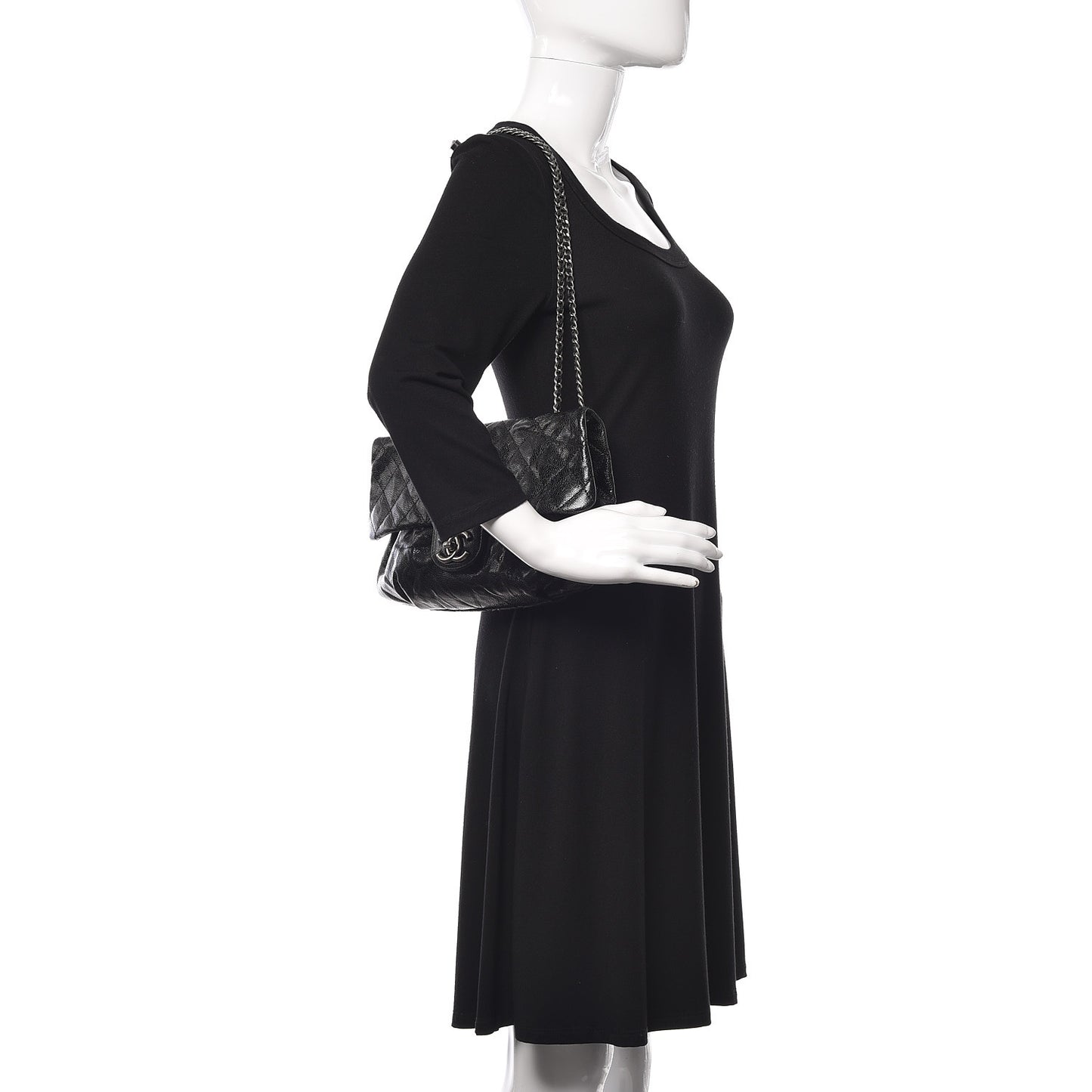 Caviar Quilted Medium Elastic Flap Black