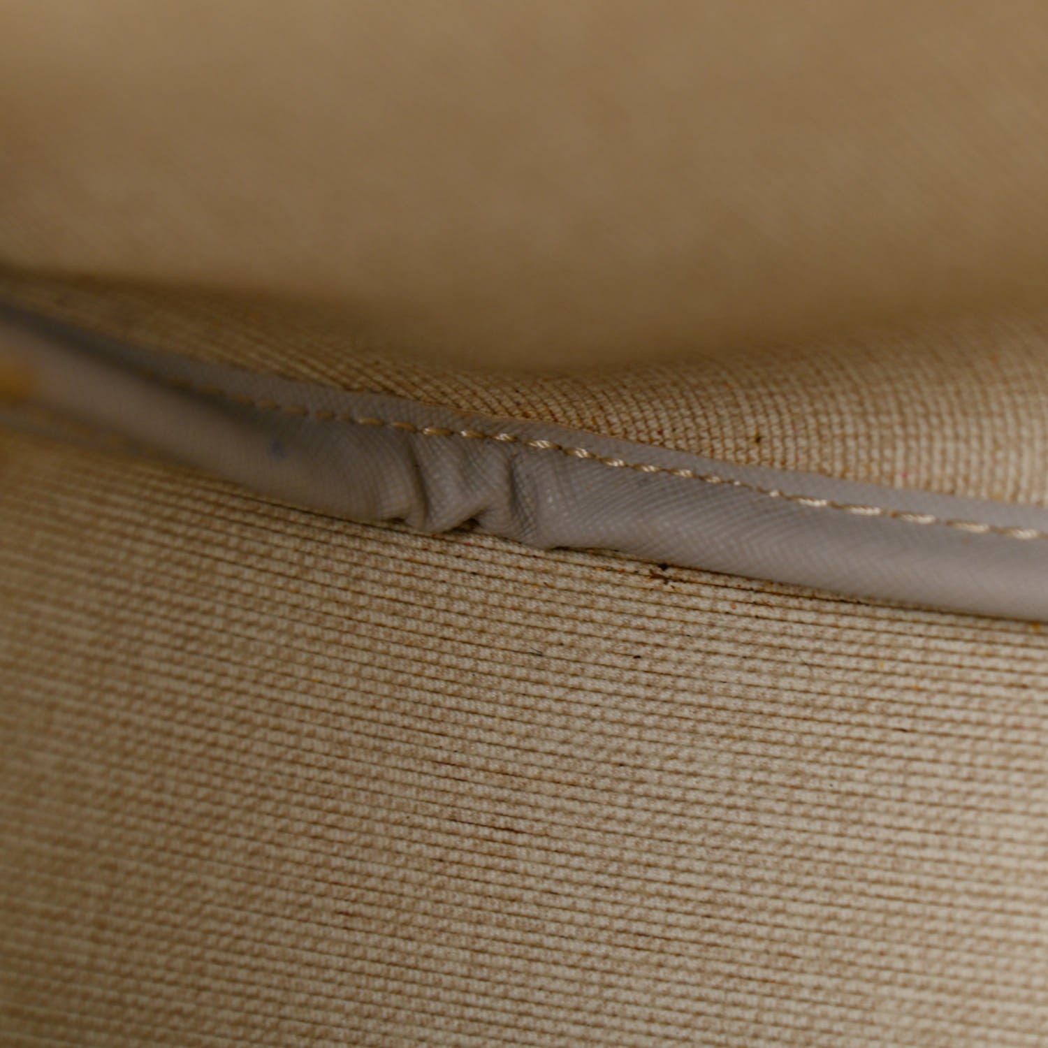Louis Vuitton Monogram Reporter PM 9 of 15