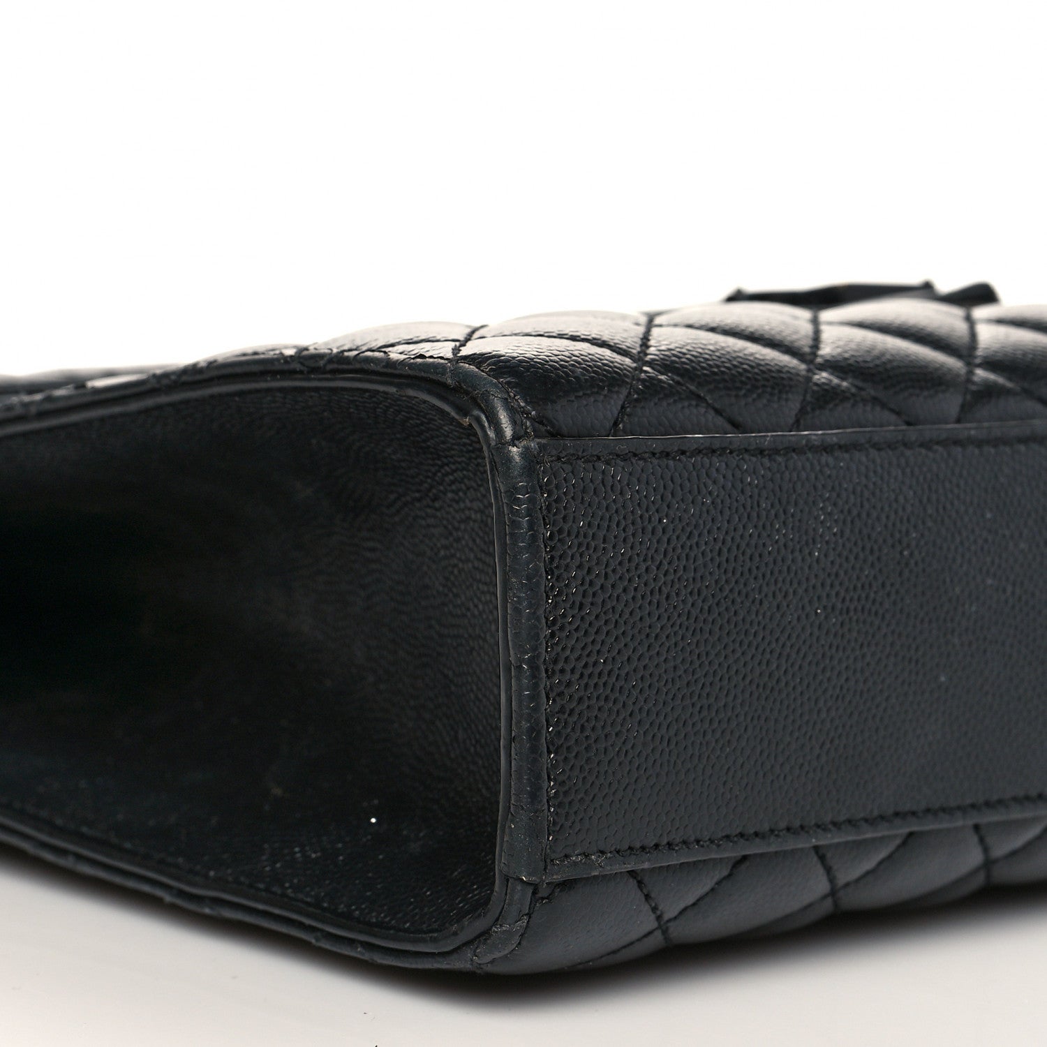 Saint Laurent Grain De Poudre Textured Mixed Matelasse Large Triquilt Monogram Monochrome Satchel Black 9 of 12