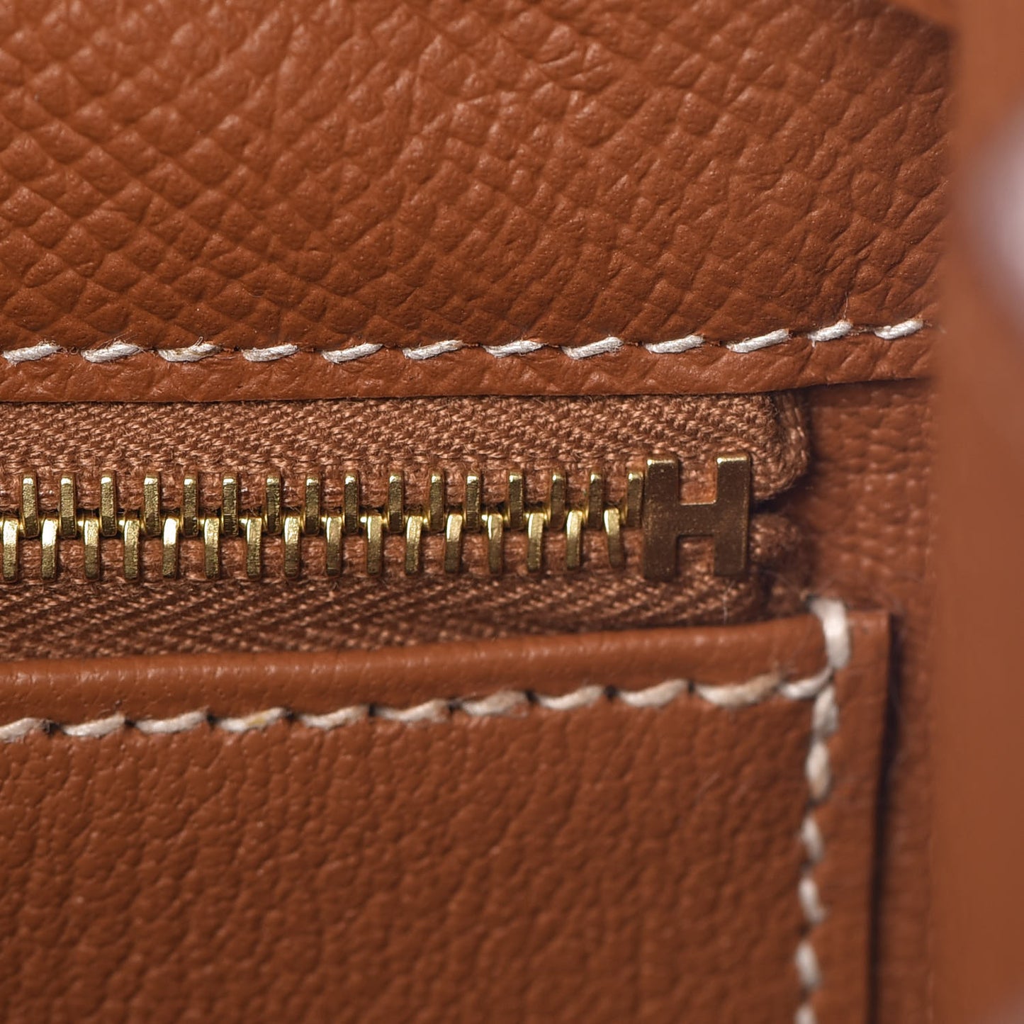 Epsom Kelly Sellier 28 Gold