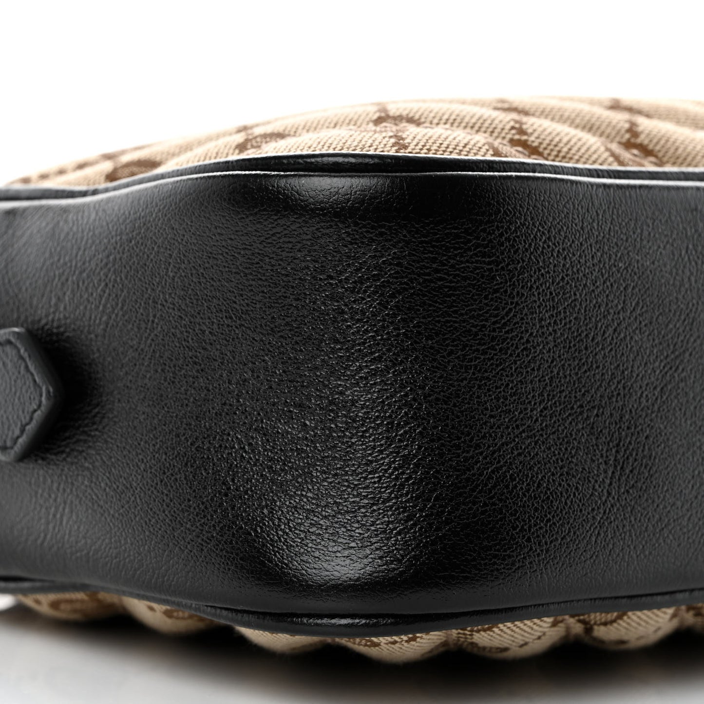 Monogram Matelasse Diagonal Small GG Marmont Chain Shoulder Bag Beige Black