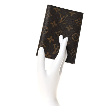 Louis Vuitton Monogram Passport Cover 2 of 8