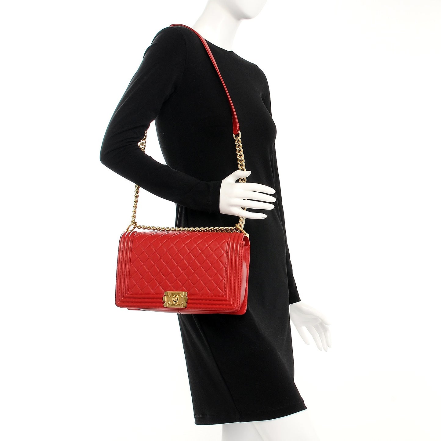 Lambskin Quilted New Medium Boy Flap Red