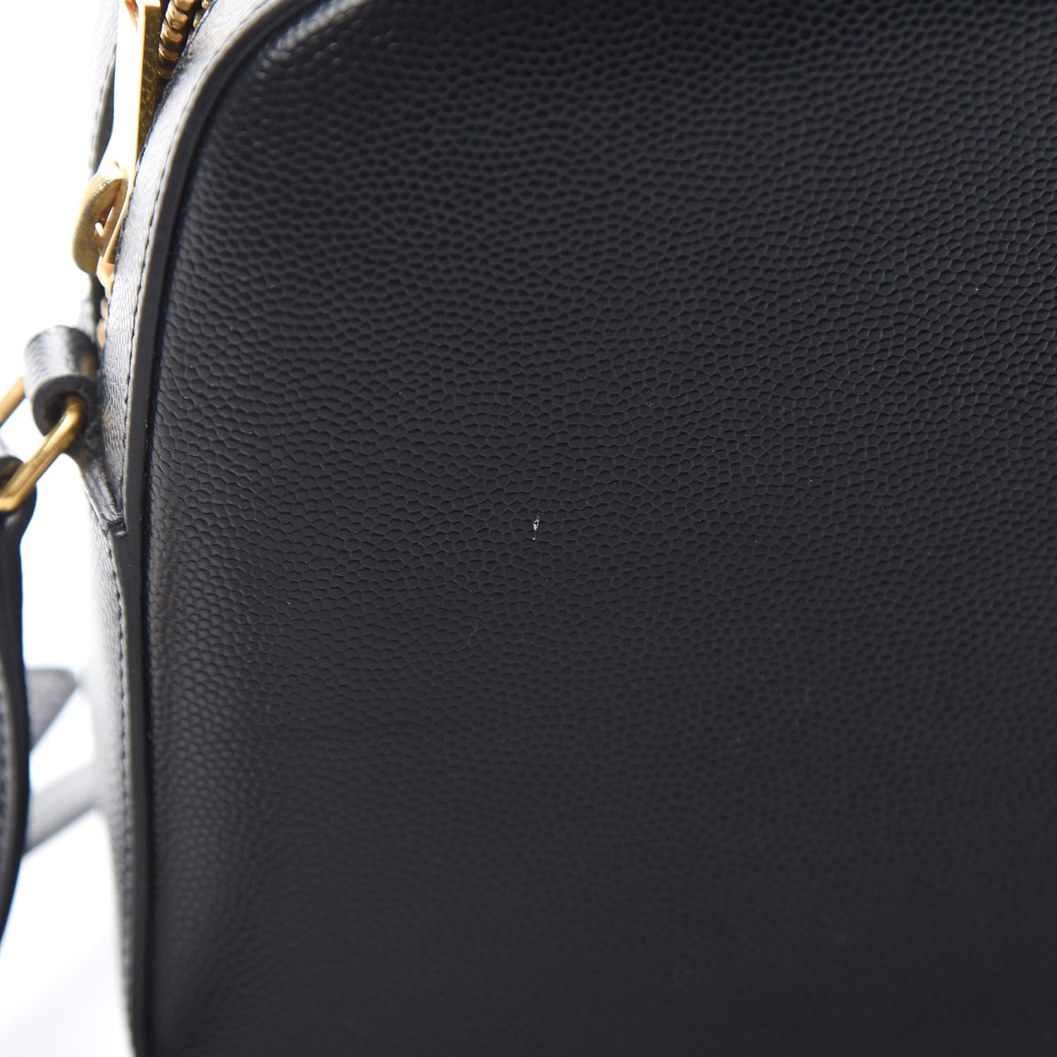Saint Laurent Grain De Poudre Medium Classic Monogram Camera Bag Black 13 of 14