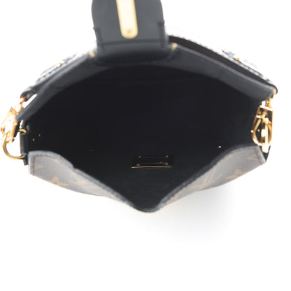 Louis Vuitton Reverse Monogram Bento Box 6 of 10