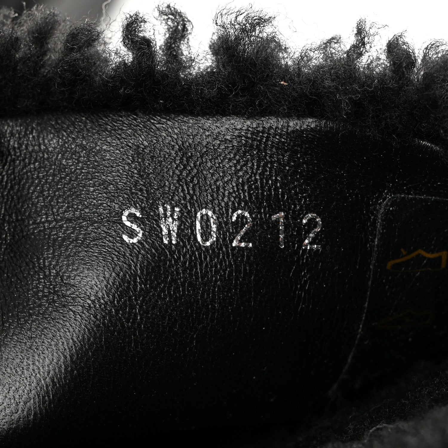 Louis Vuitton Shearling Magnetic Flat Mule 41 Black 8 of 8
