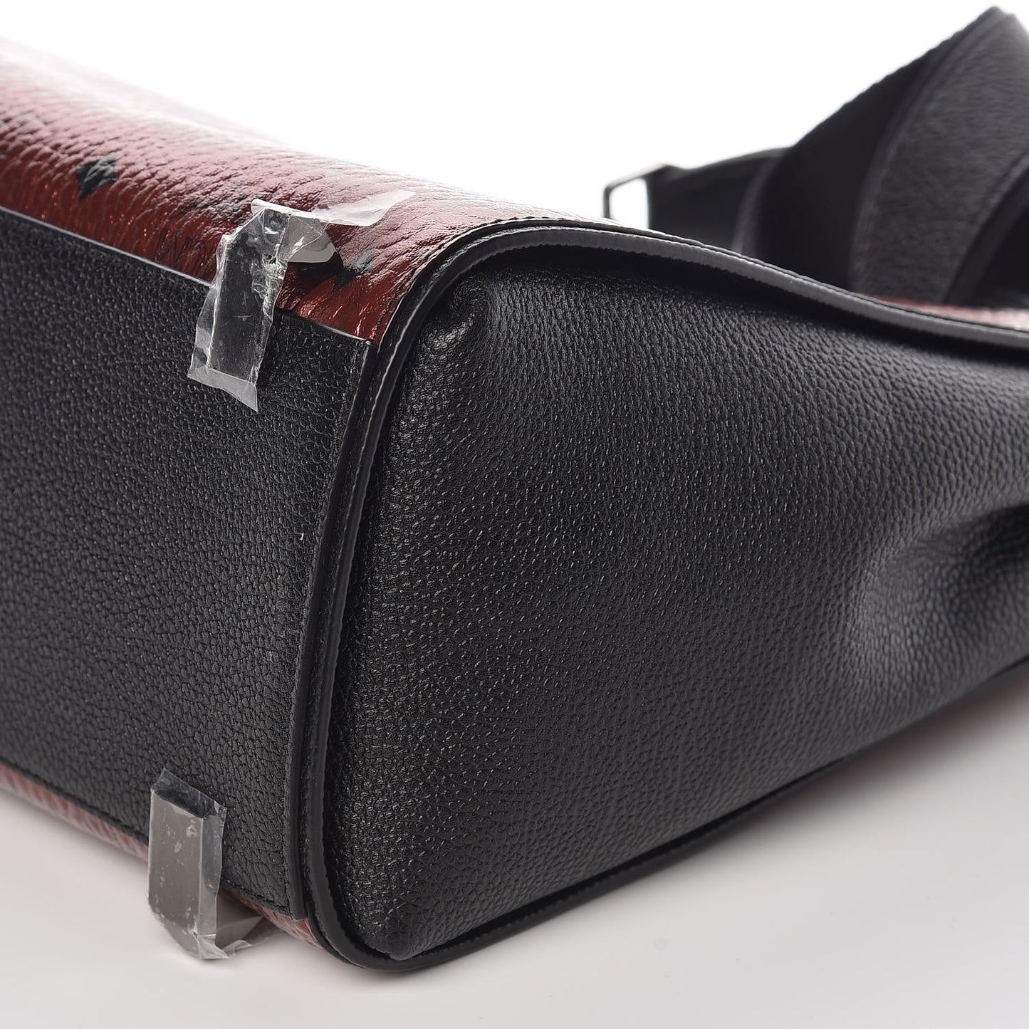 Metallic Visetos Small Corina Shoulder Bag Scooter Red