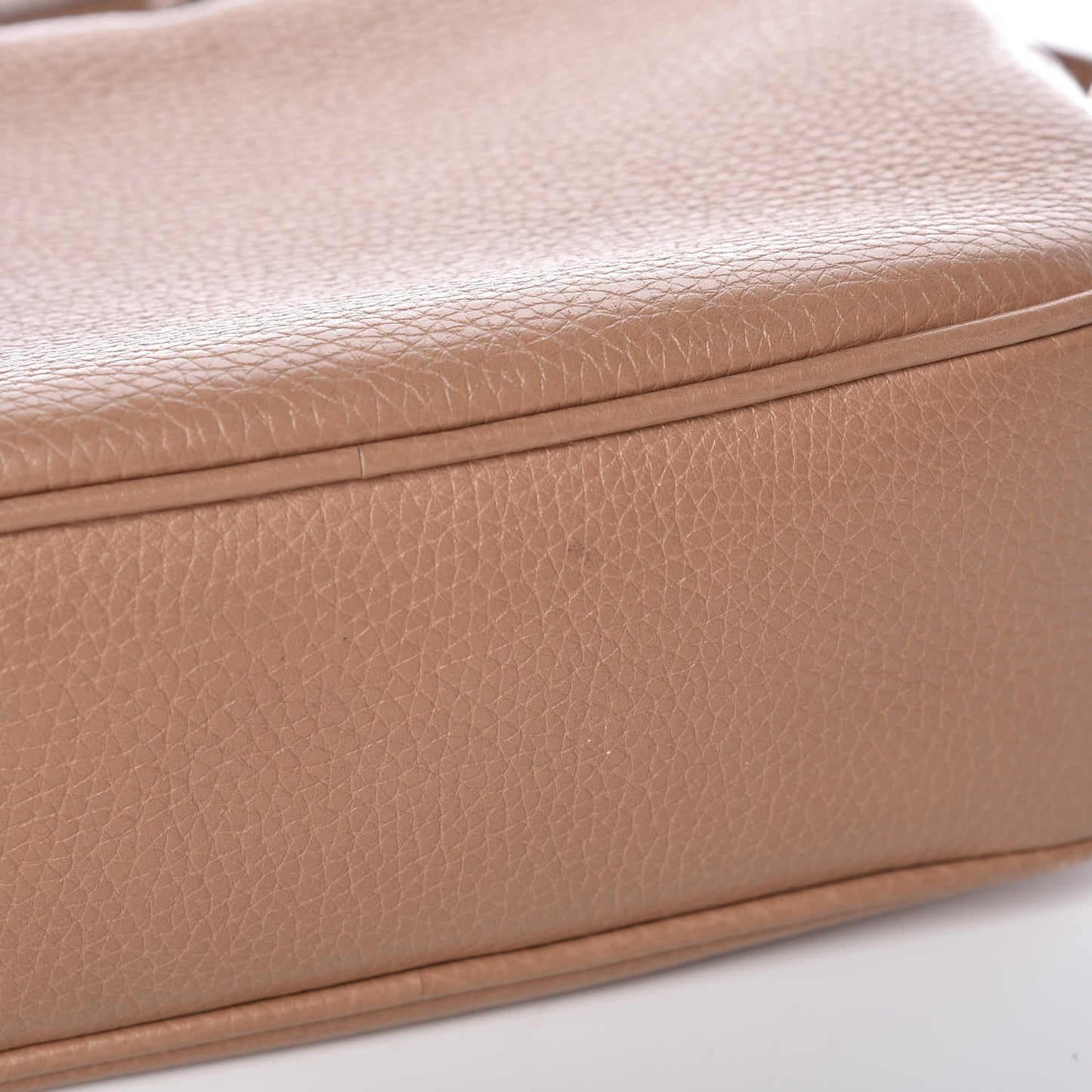 Pebbled Calfskin Small Soho Disco Bag Rose Beige