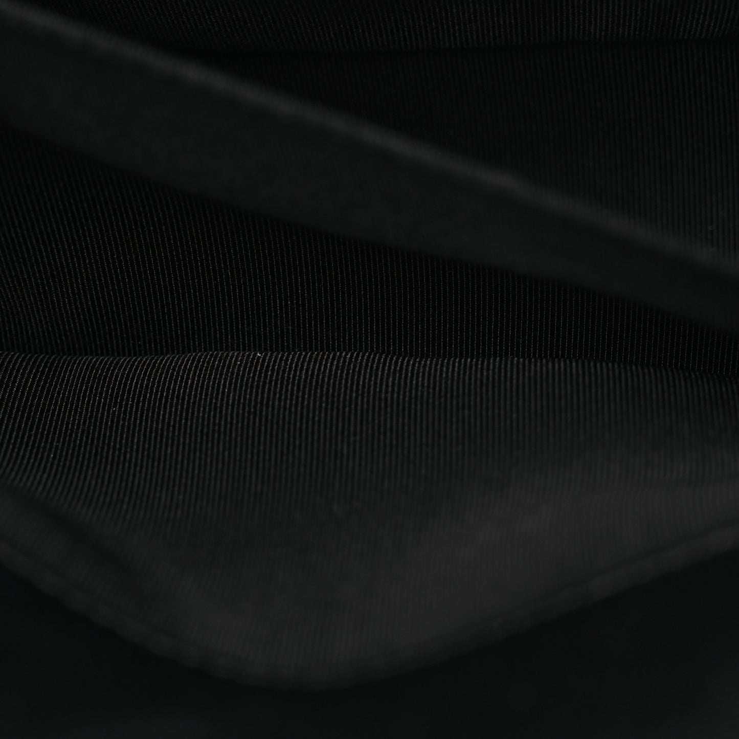 Caviar Quilted Medium Boy Flap Black