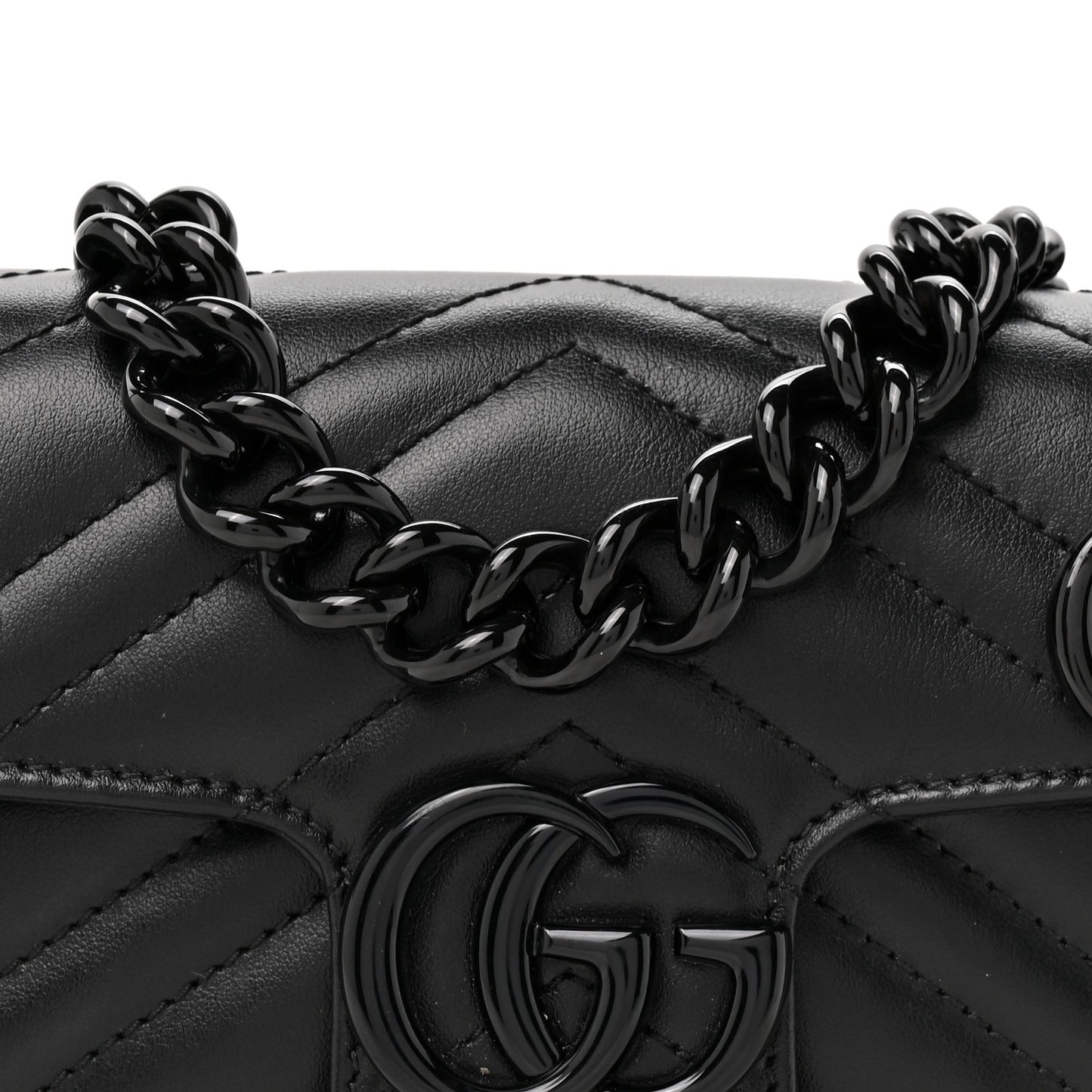 Calfskin Matelasse Monochrome GG Marmont Chain Belt Bag Black