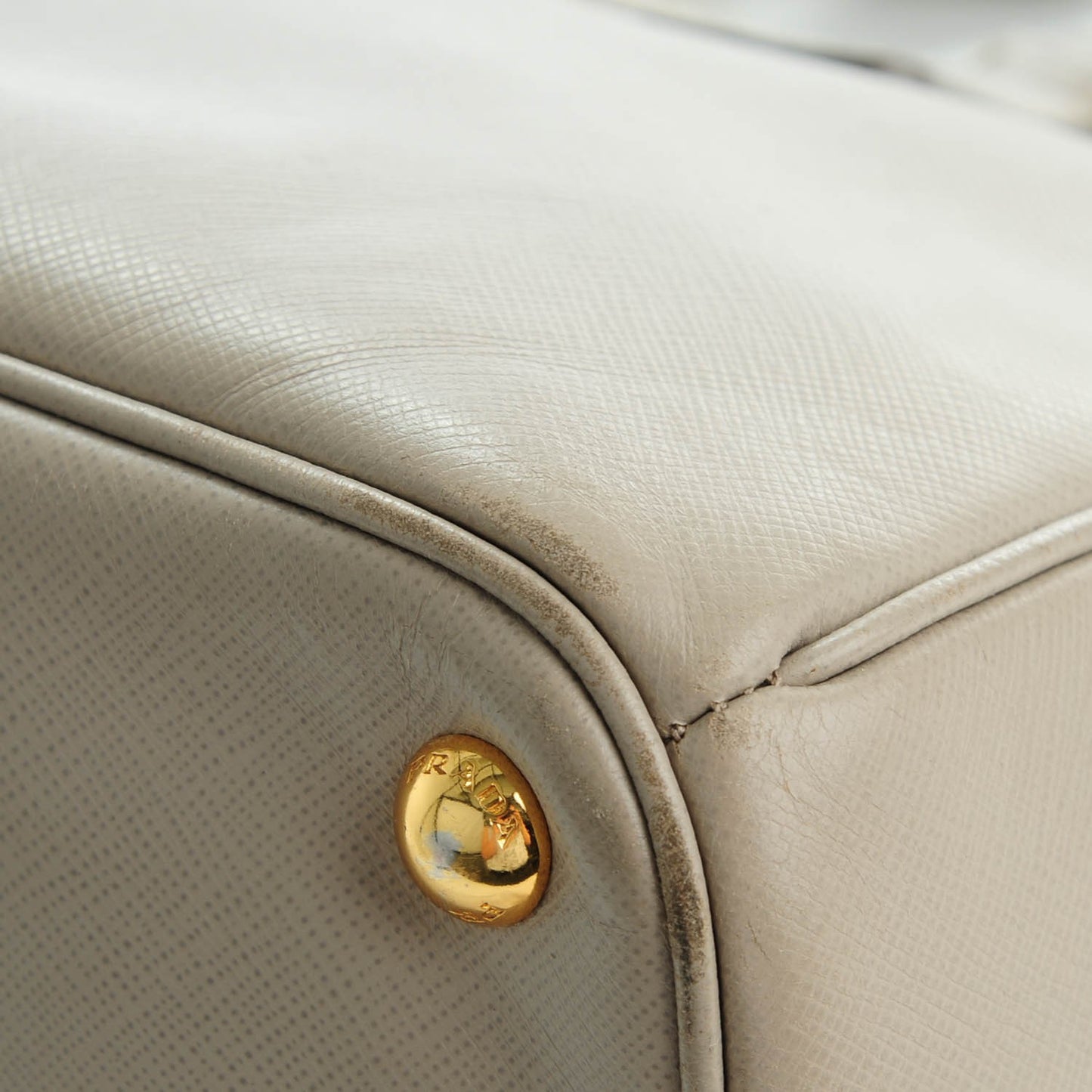 Saffiano Small Galleria Double Zip Tote Pomice
