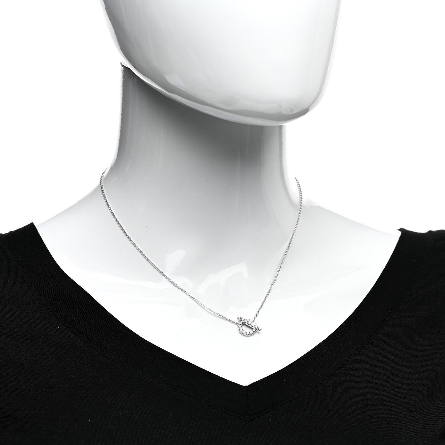18K White Gold Diamond Finesse Pendant Necklace
