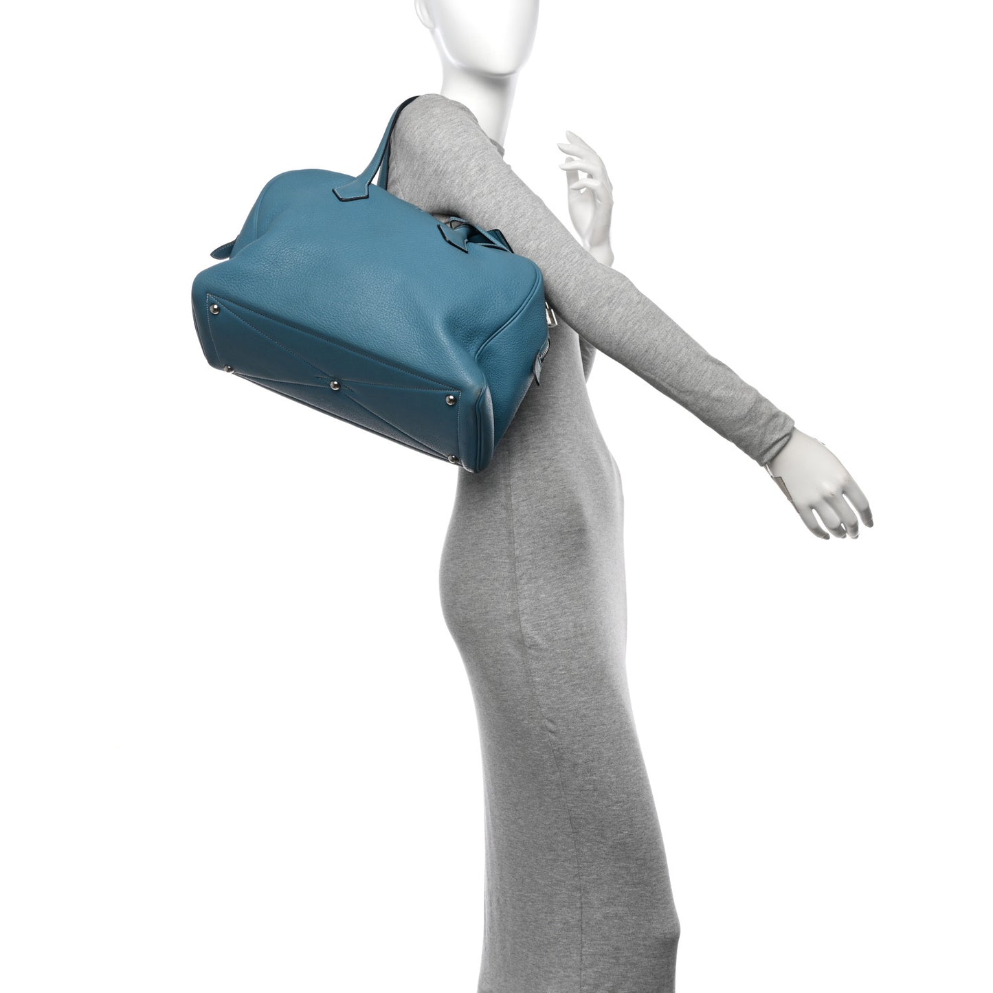 Taurillon Clemence Victoria II 35 Blue Jean