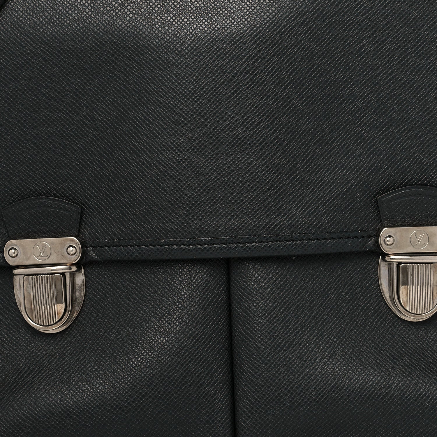 Louis Vuitton Taiga Alexei Messenger Ardoise 7 of 11