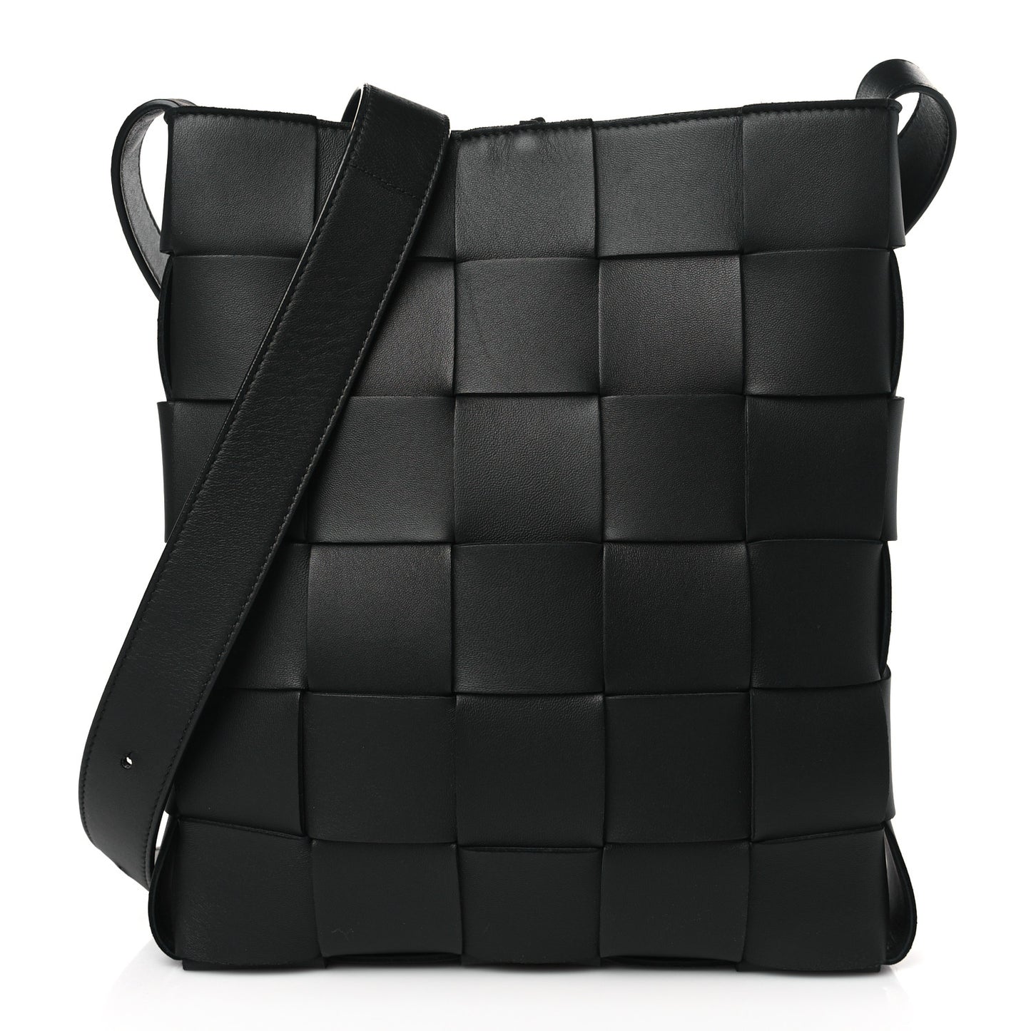 Lambskin Maxi Intrecciato Cassette Messenger Black