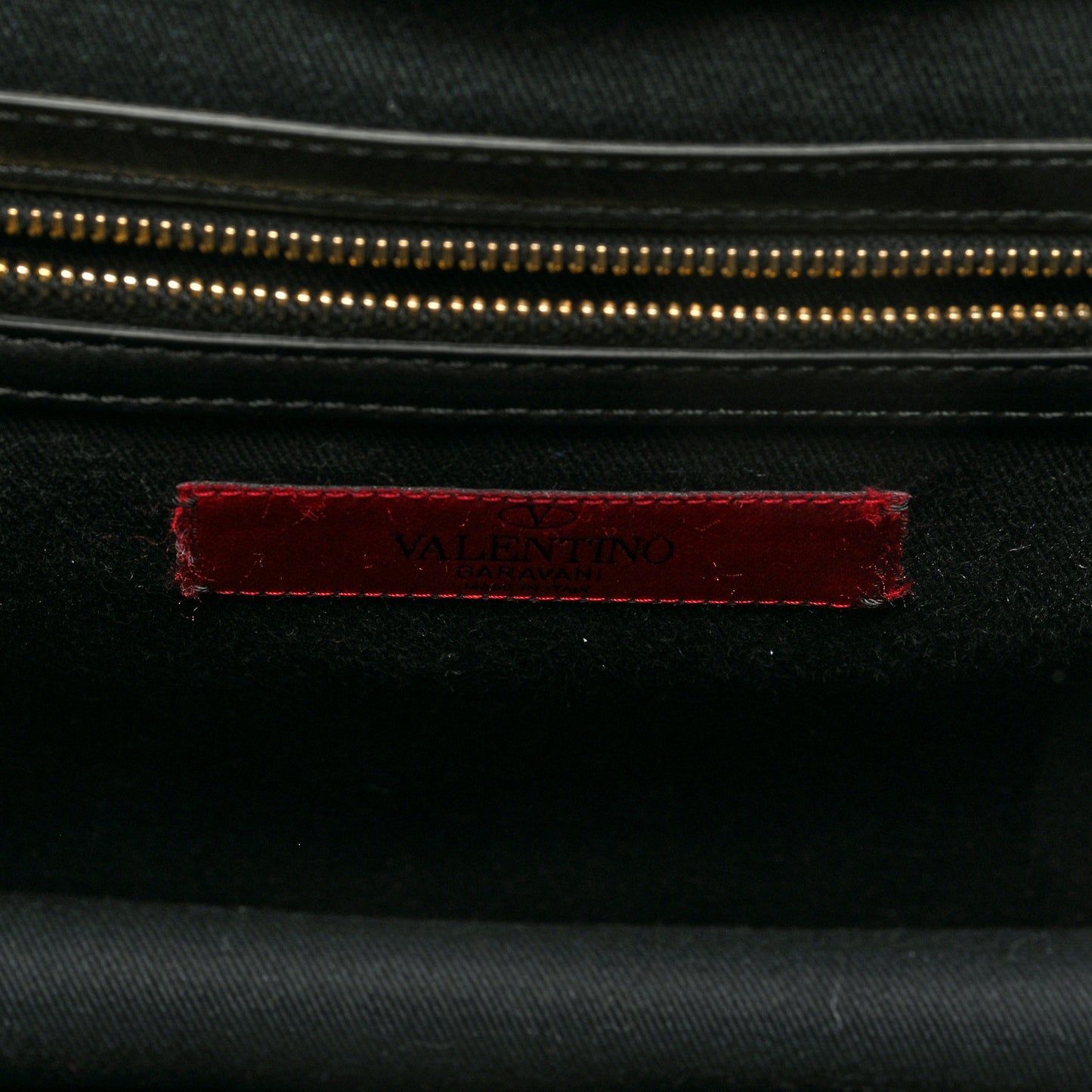 Vitello Extra Large Glam Lock Rockstud Flap Black