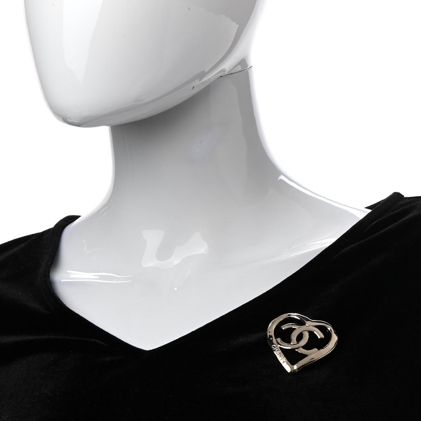 Metal CC Heart Coco In Love Brooch Gold