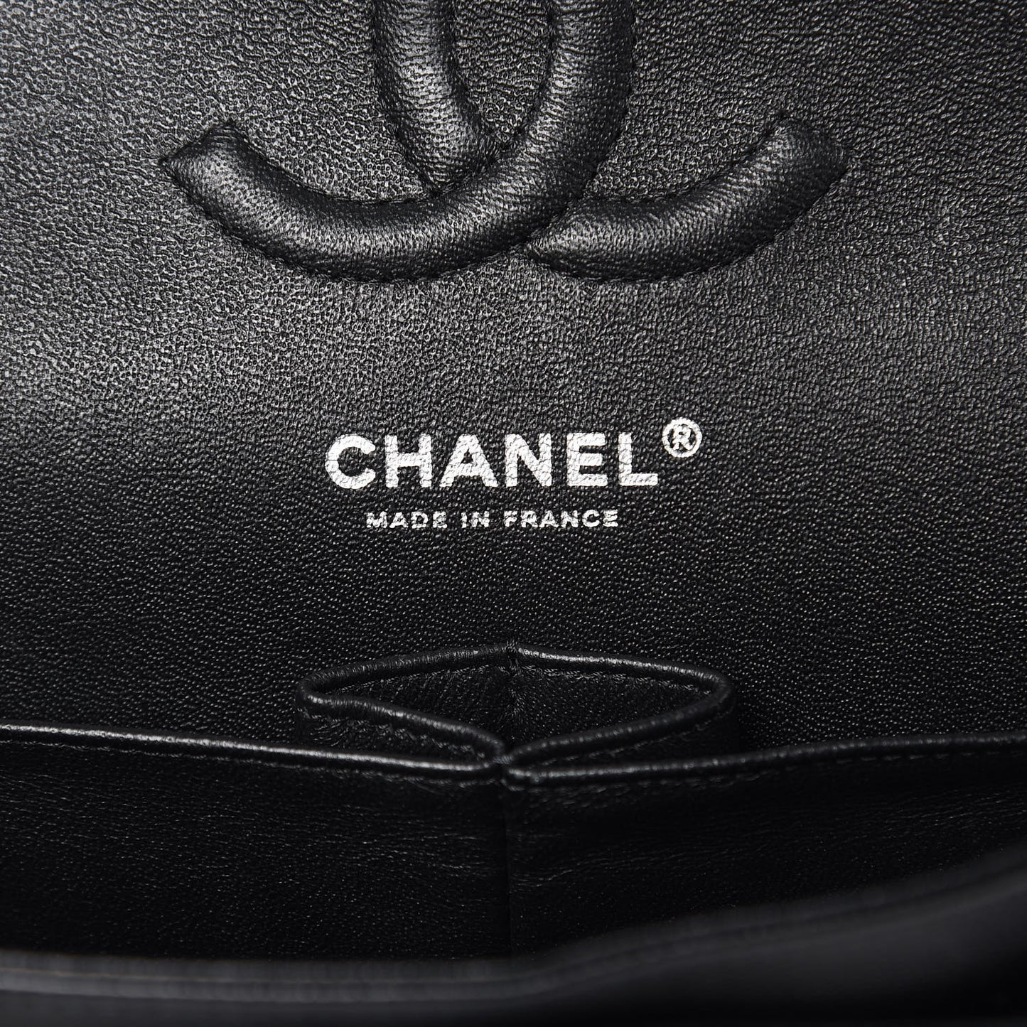 Caviar Chevron Quilted Medium Double Flap Black