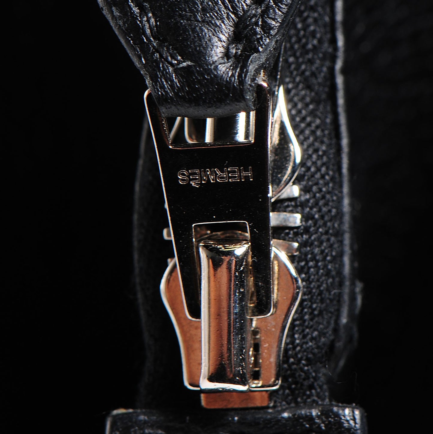 Togo Paris Bombay 40 Black