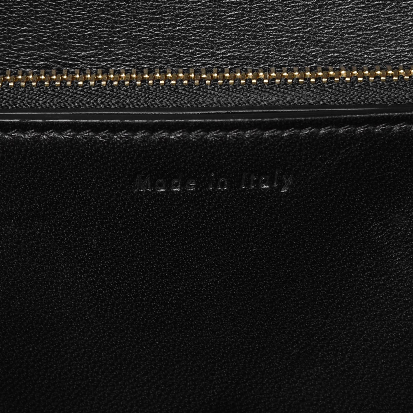 Box Calfskin Medium Classic Box Flap Bag Black