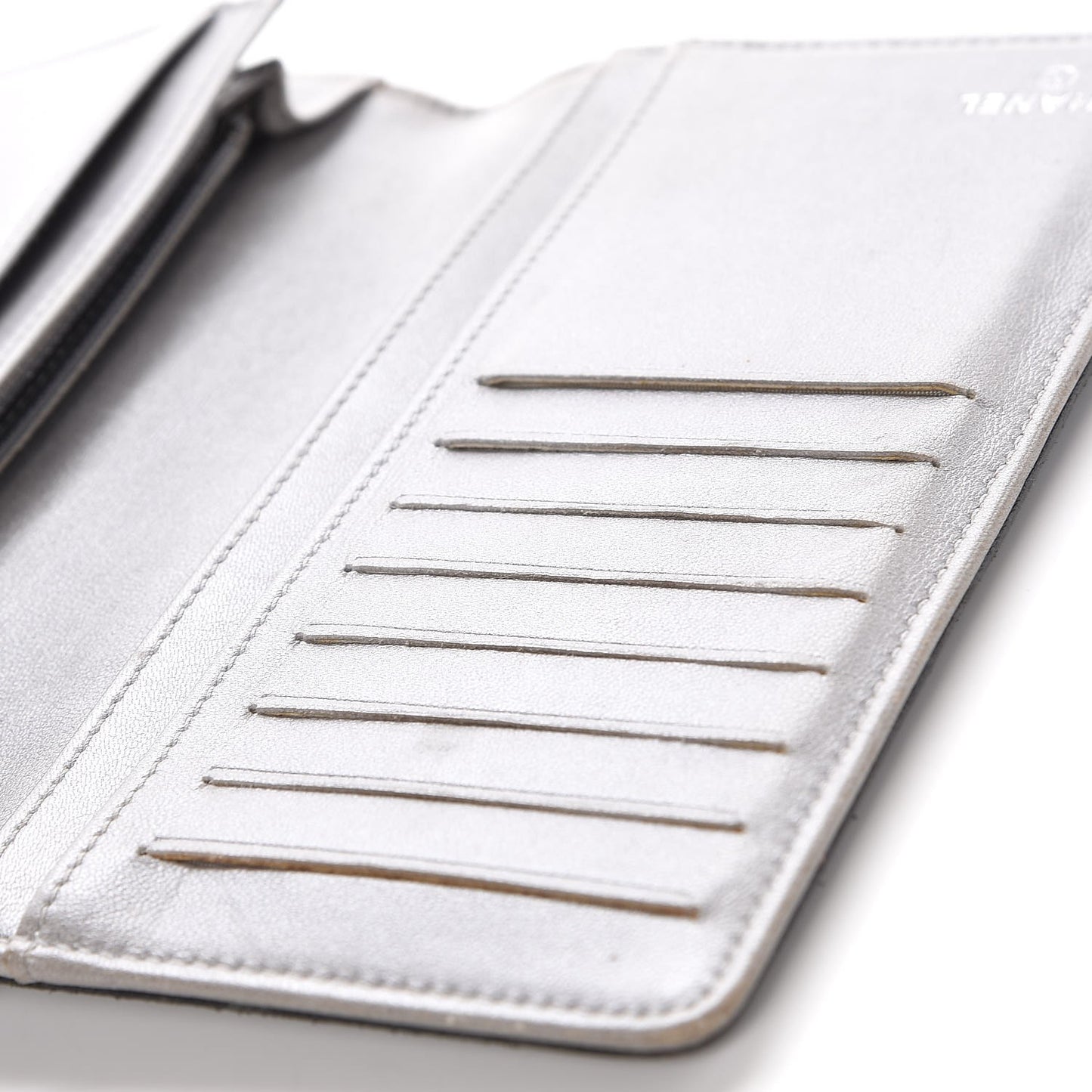 Lambskin Camellia Embossed Yen Wallet Black