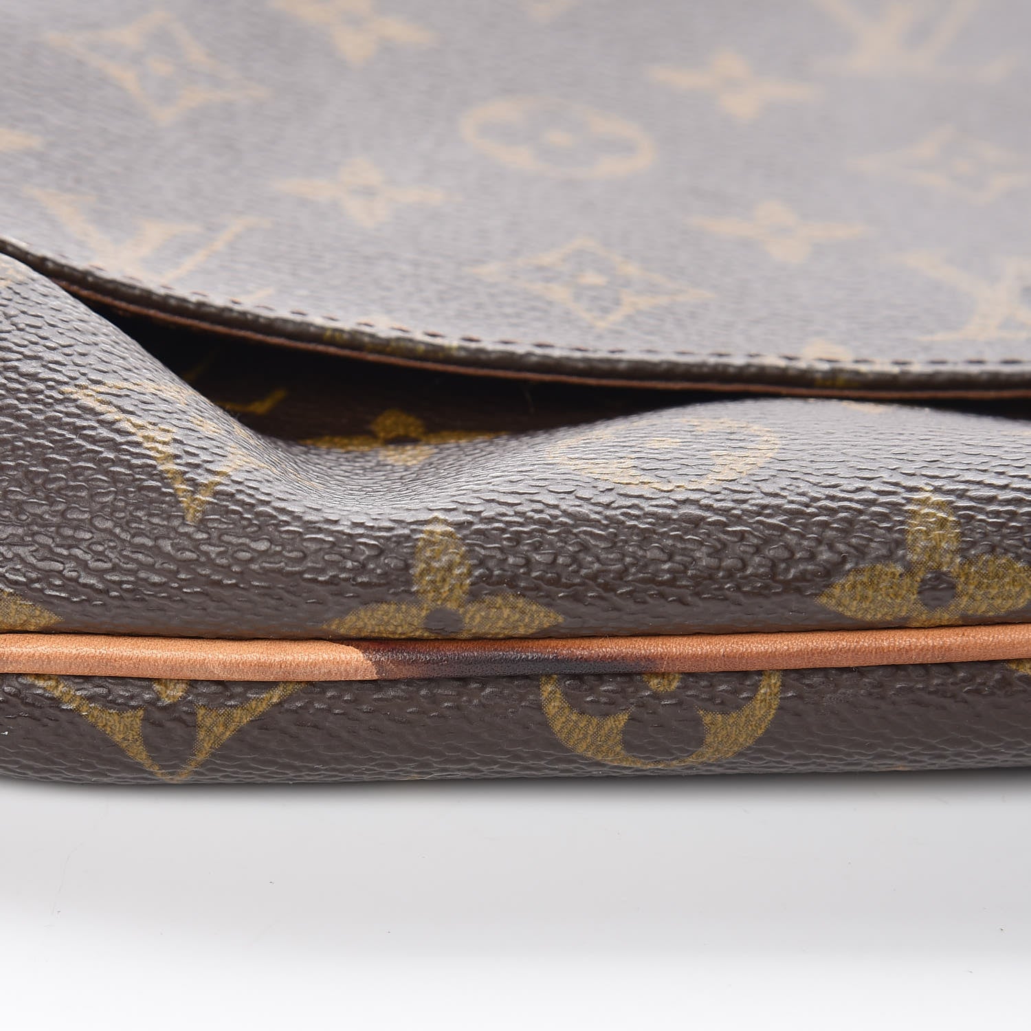 Louis Vuitton Monogram Musette Tango 11 of 14