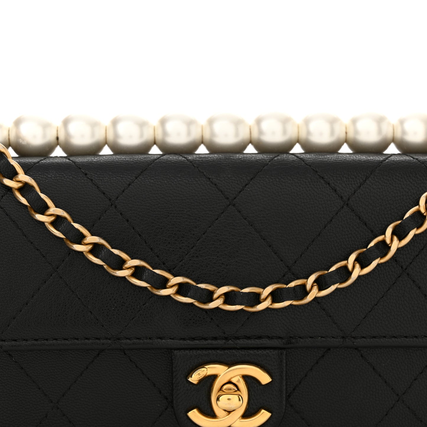 Goatskin Quilted Chic Pearls Clutch With Chain Black
