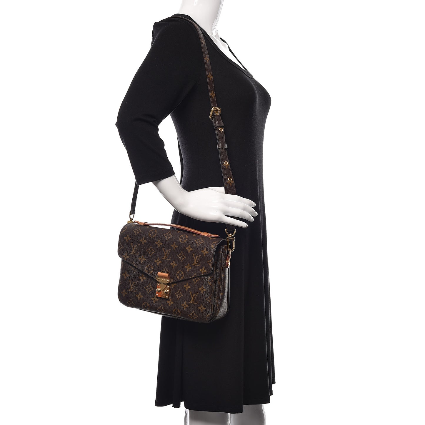 Monogram Pochette Metis